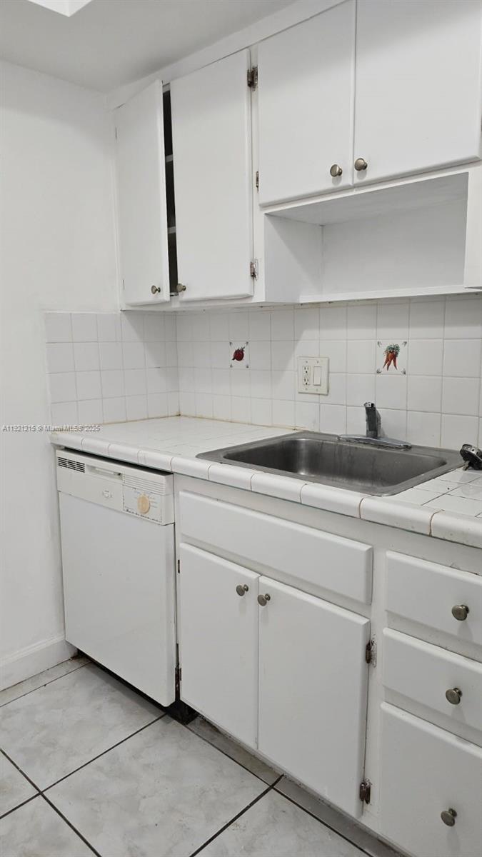 Homes for sale in North Miami, FL | 1885 Ne 121St St #17, North Miami, FL 33181 | MLS# A11921215