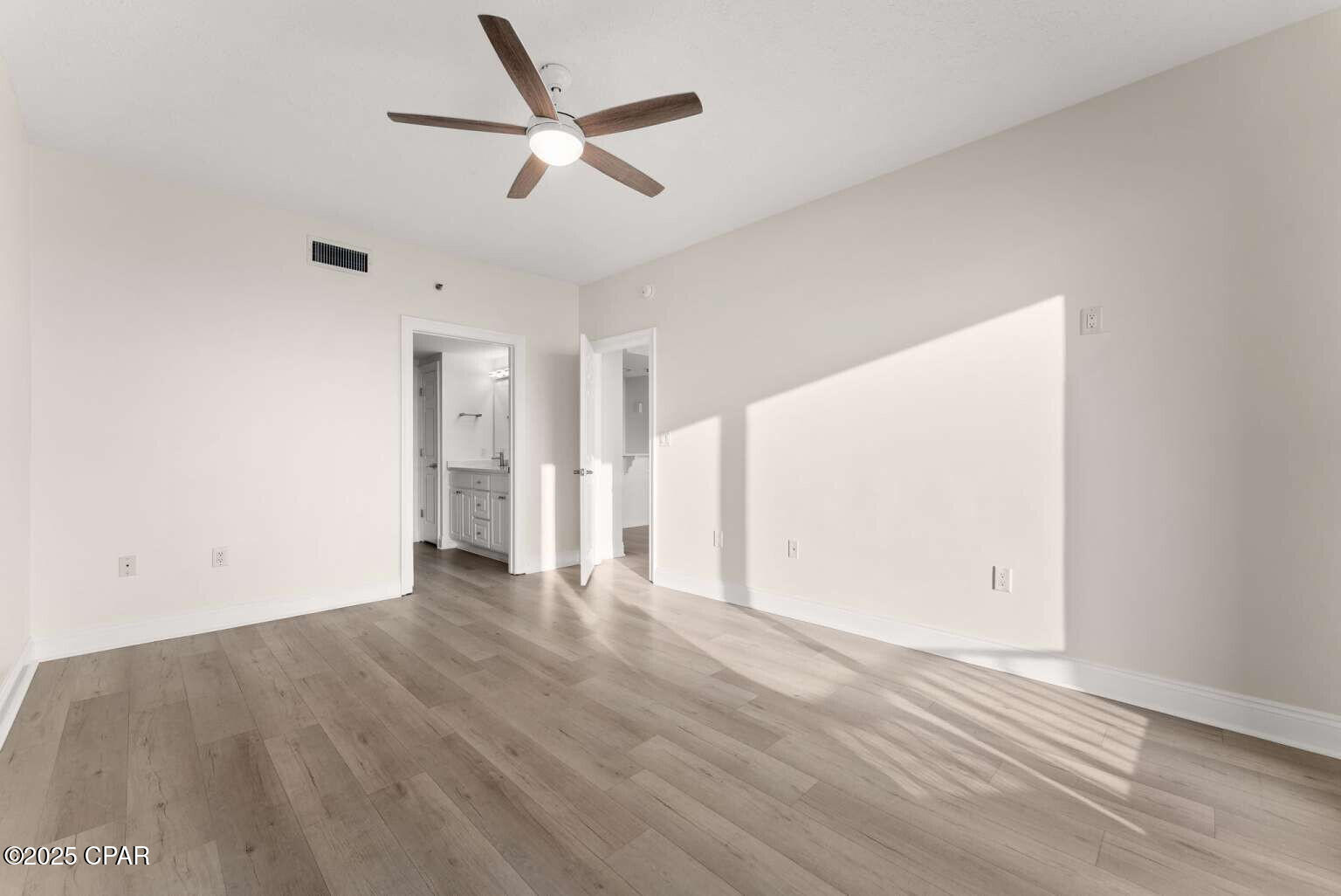 Image 22 For 8715 Surf Drive 505b