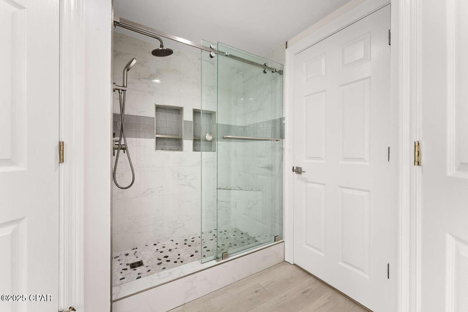 Image 25 For 8715 Surf Drive 505b