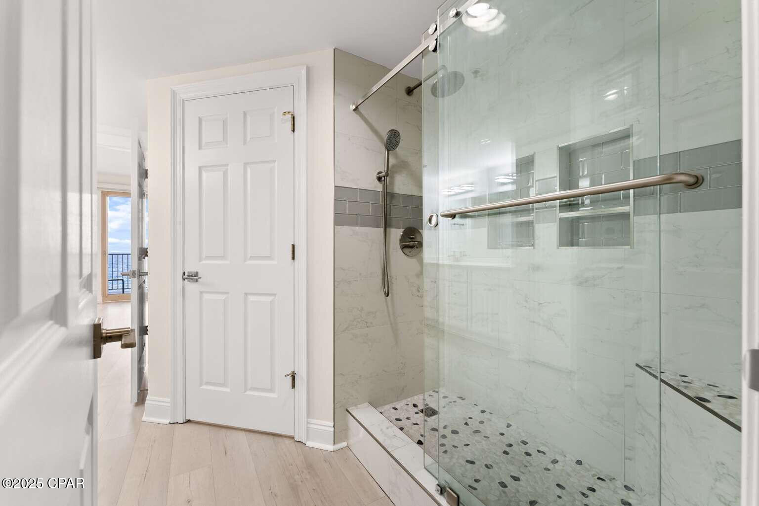 Image 26 For 8715 Surf Drive 505b