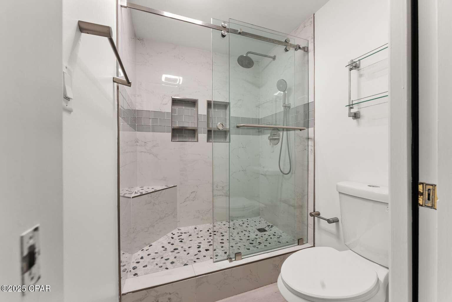 Image 33 For 8715 Surf Drive 505b