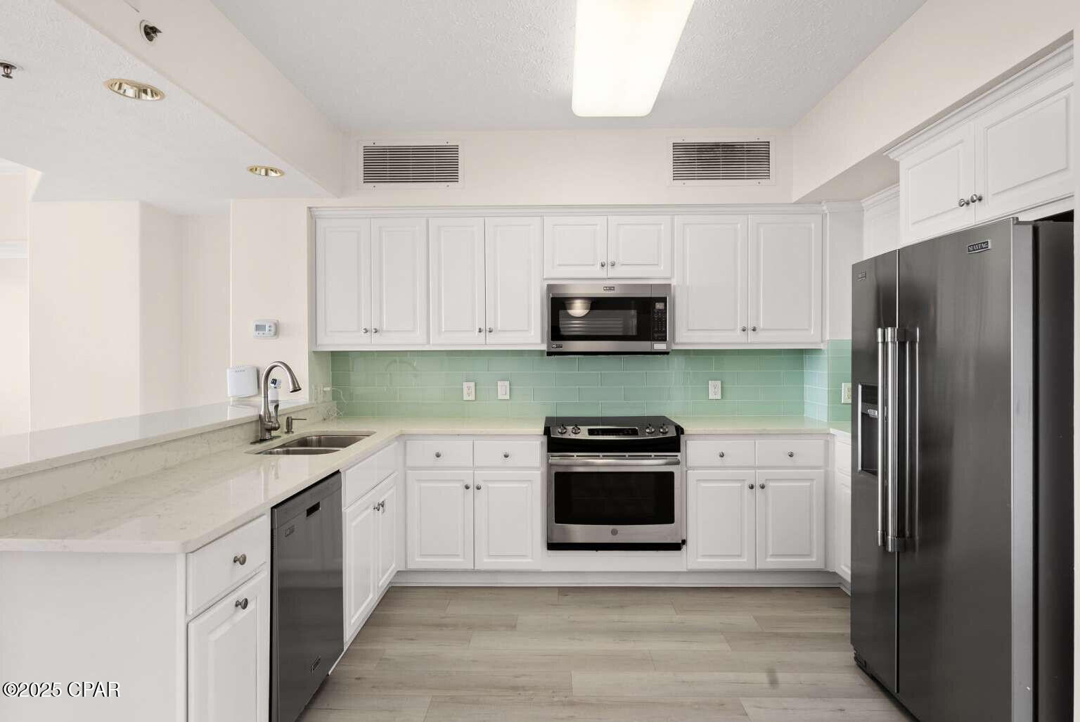 Image 7 For 8715 Surf Drive 505b