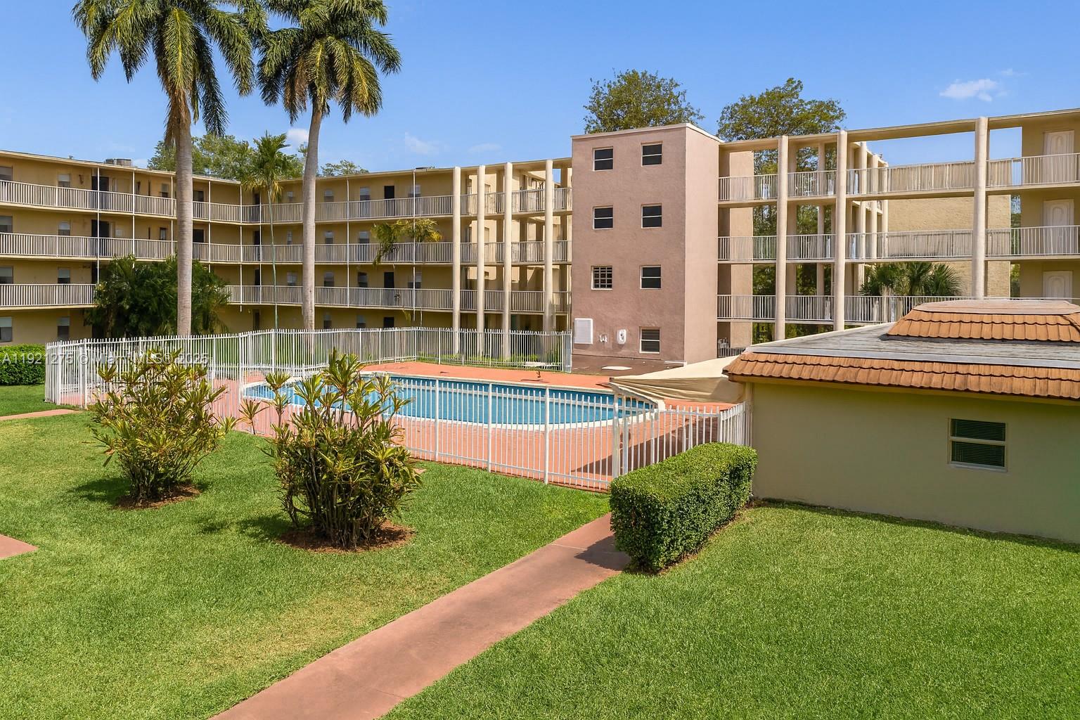 Brookfield Square Condo