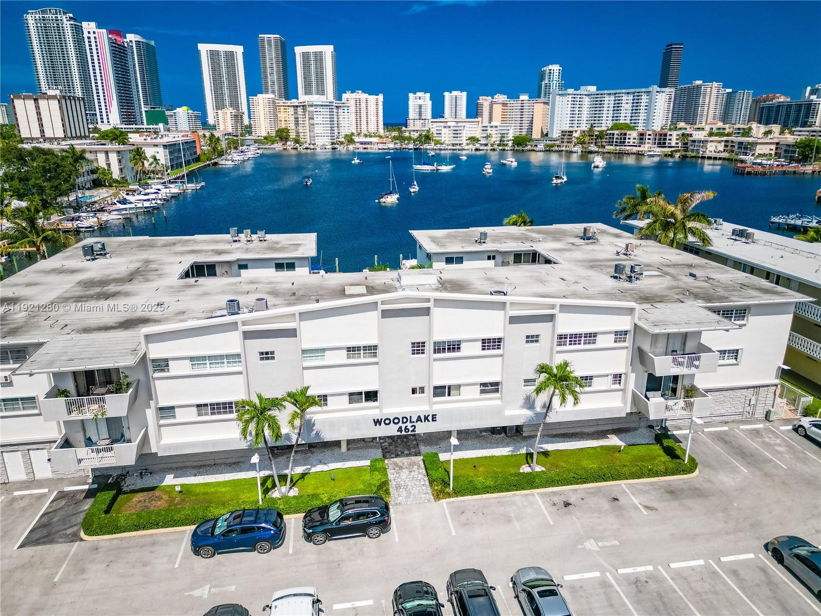 Woodlake Apts Condo