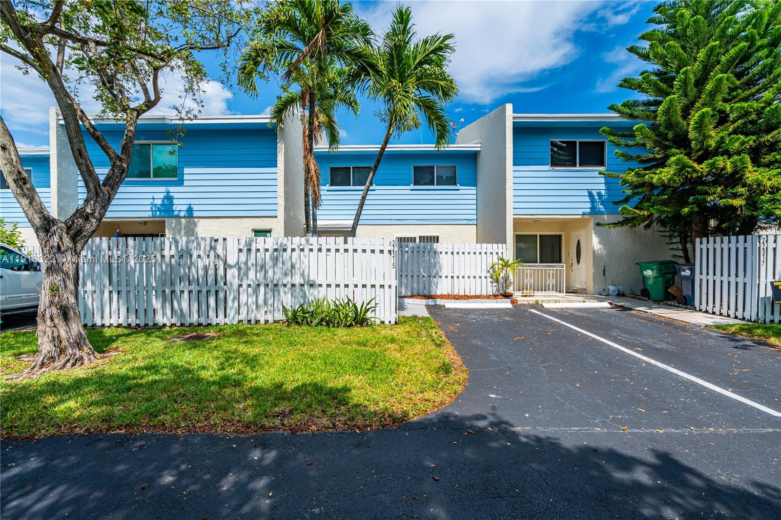 Welcome to Black Creek Villas, a gated community off Old Cutler Rd in Palmetto Bay. This beautifully updated home features a renovated kitchen and primary bathroom, plus spacious living areas for everyday comfort. The main level offers two living spaces and an eat-in kitchen, while upstairs has three bedrooms, including a primary suite with a walk-in closet and an upstairs bath with a tub. Step outside to a private backyard with a large grassy area, perfect for outdoor enjoyment. Residents enjoy community amenities, including a pool and tennis courts. Conveniently located near Arthur & Polly Mays Conservatory of the Arts Middle & High School, this home blends comfort, style, and location. Schedule your visit today!