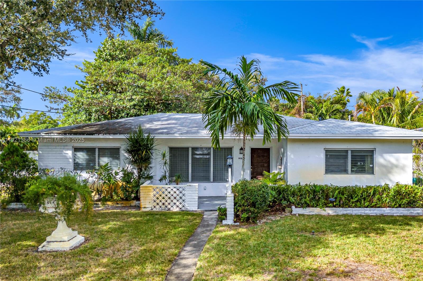 Oak Ranch Manor Corr Pl O