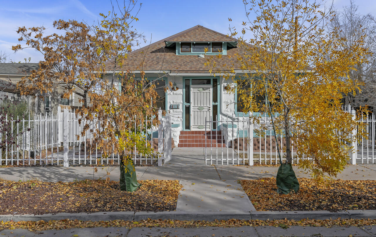 Homes for sale in Albuquerque, NM | 707 Slate Ave Nw, Albuquerque, NM 87102 | MLS# 1095004