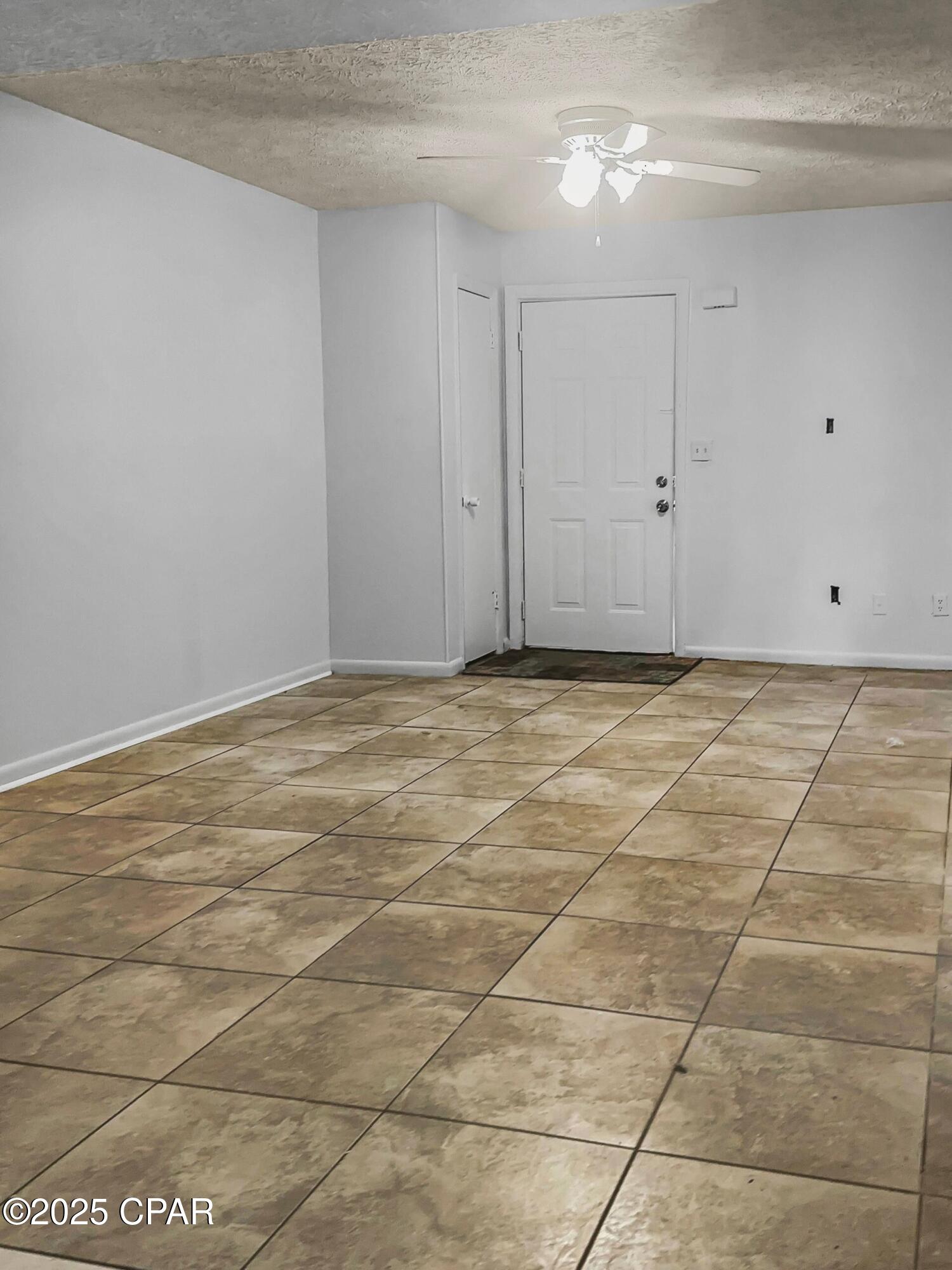 Image 9 For 115 Twin Lakes Drive