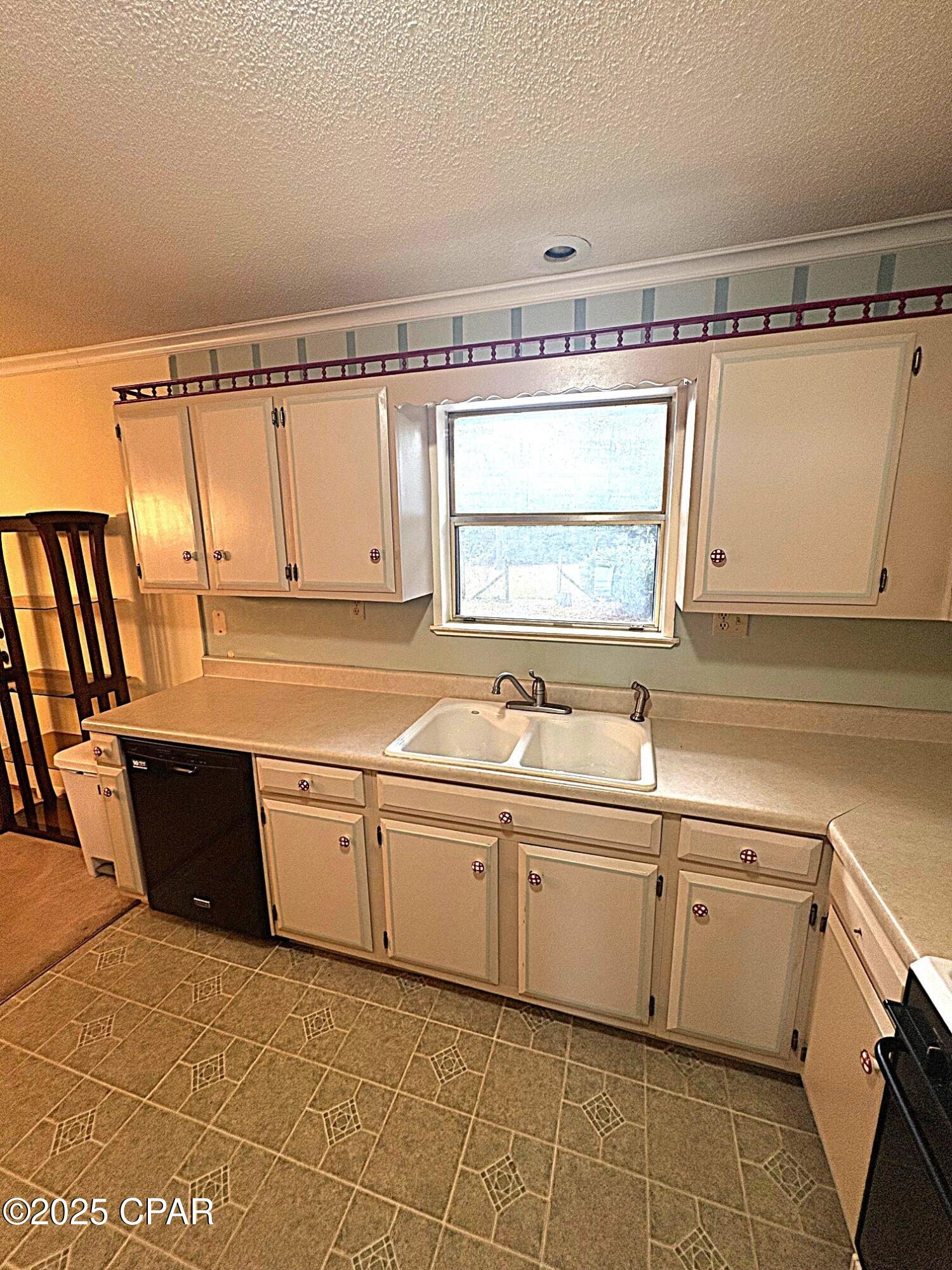 Image 10 For 5853 Catalina Lane