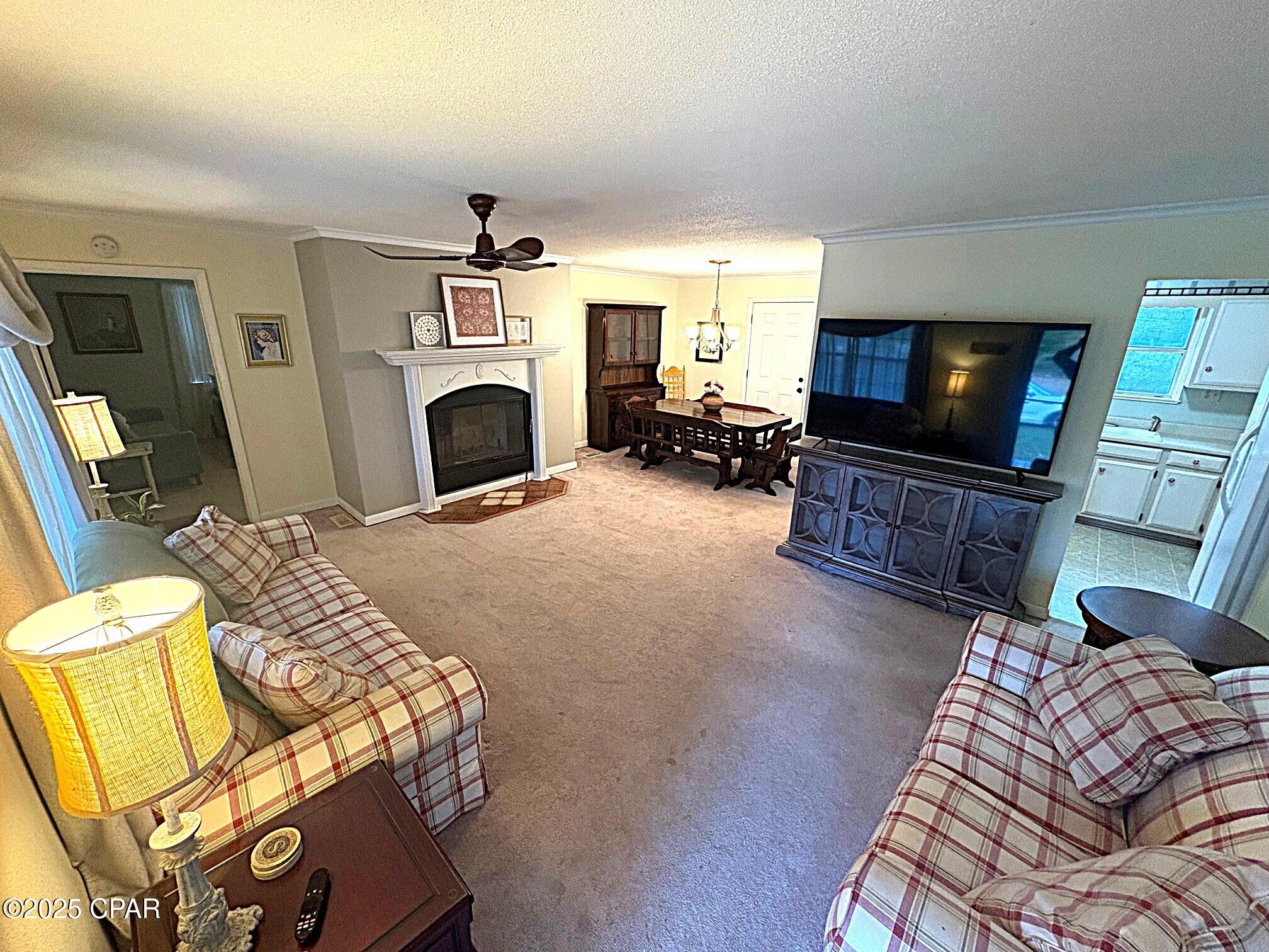 Image 4 For 5853 Catalina Lane