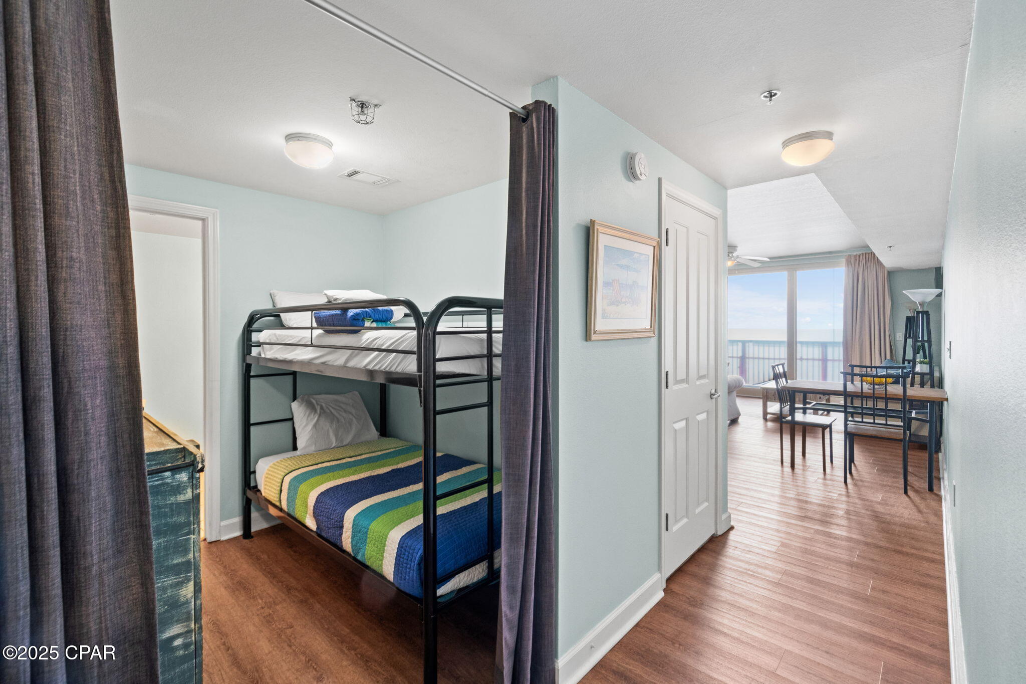 Image 3 For 9900 Thomas Drive 1621