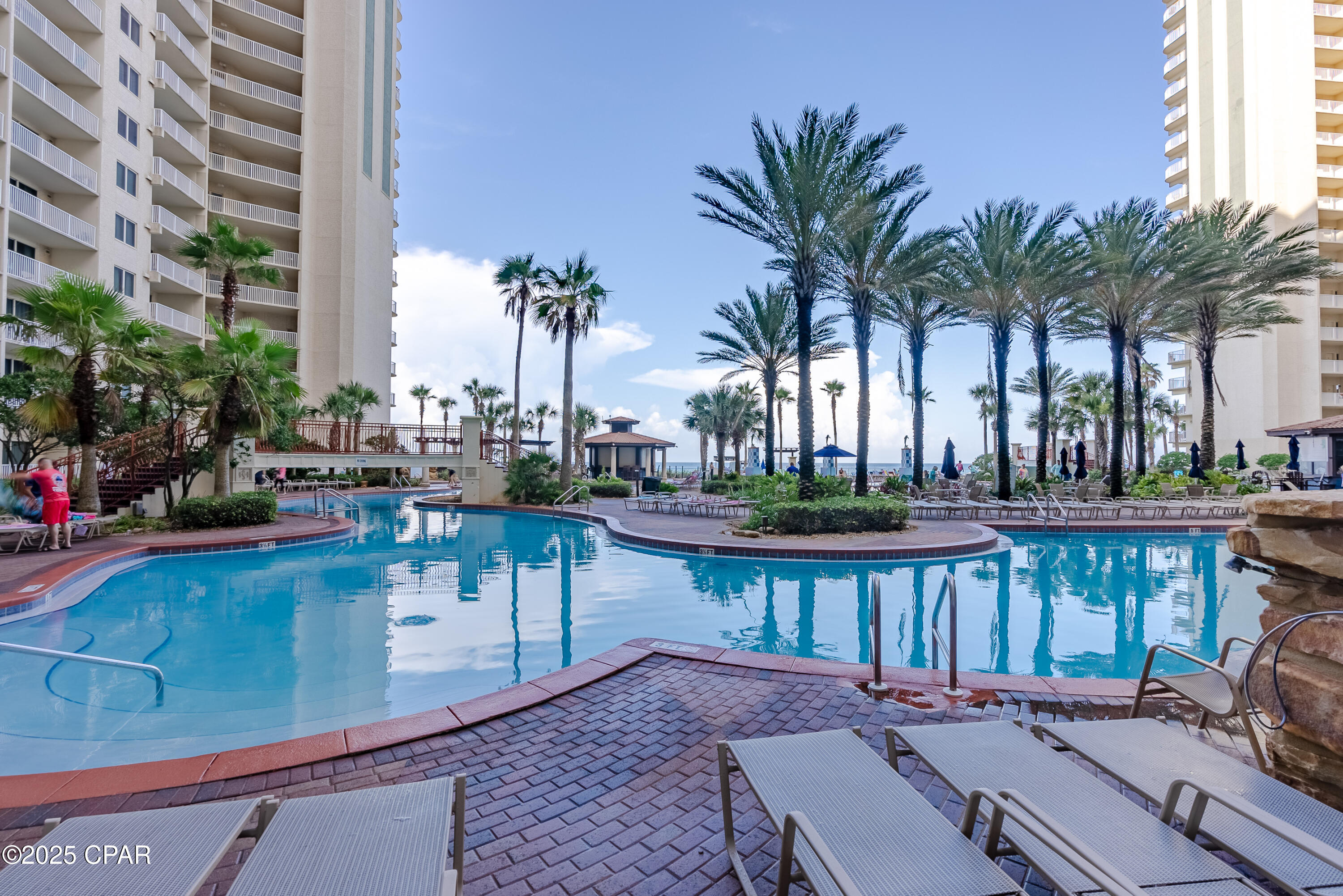 Image 40 For 9900 Thomas Drive 1621