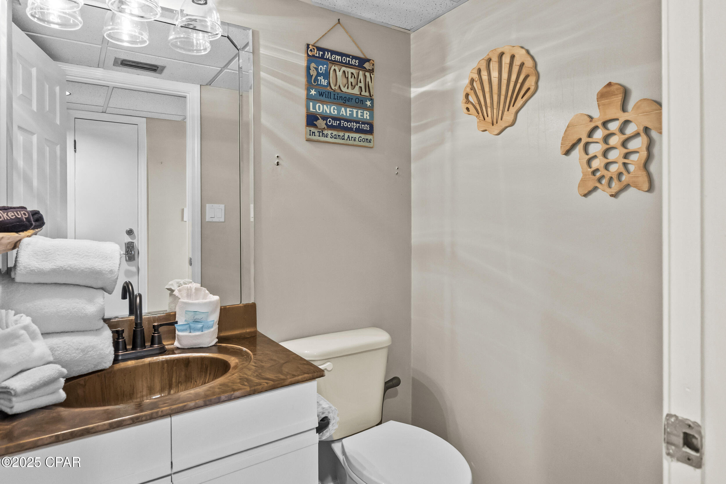 Image 10 For 520 Richard Jackson Boulevard 2001