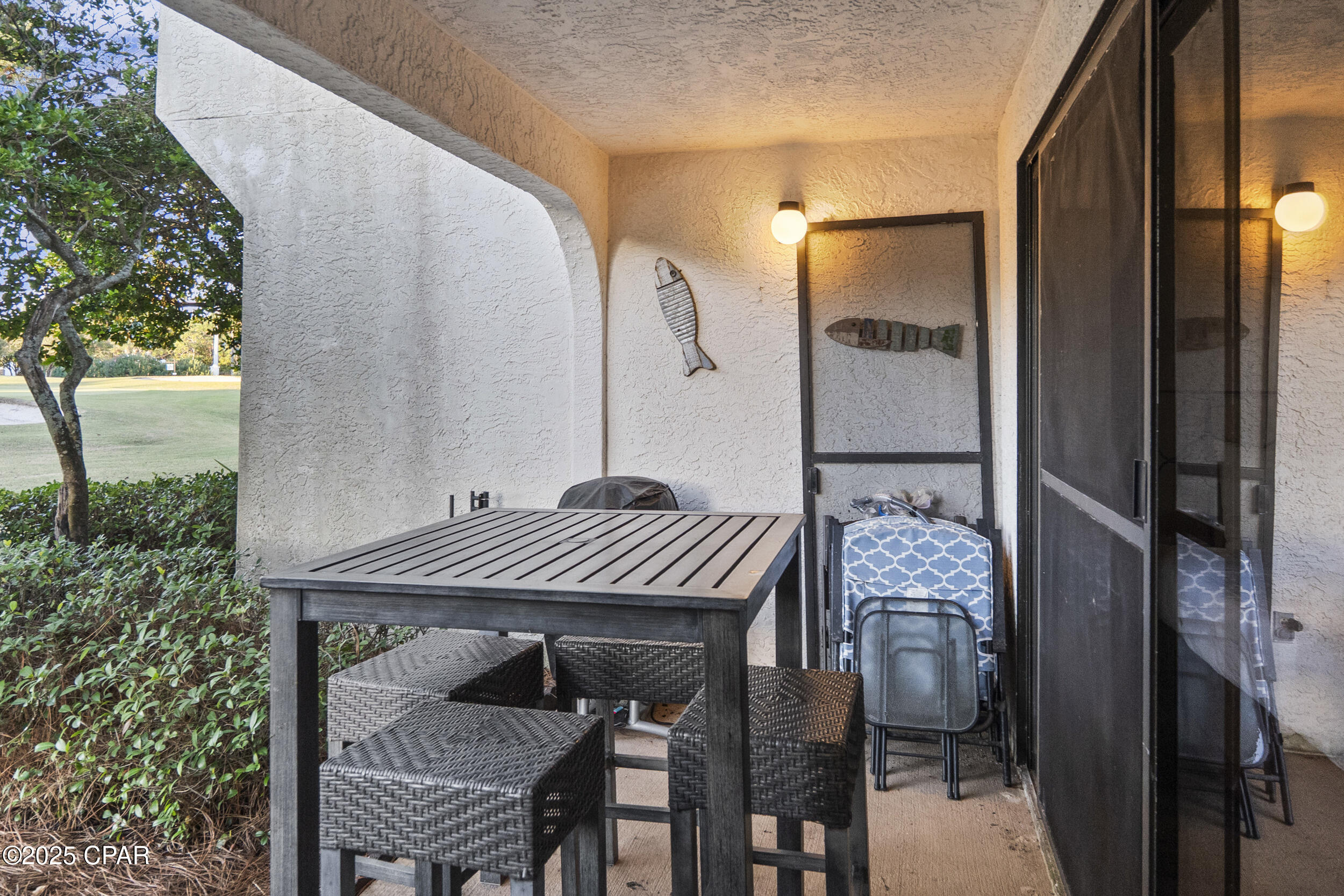 Image 16 For 520 Richard Jackson Boulevard 2001