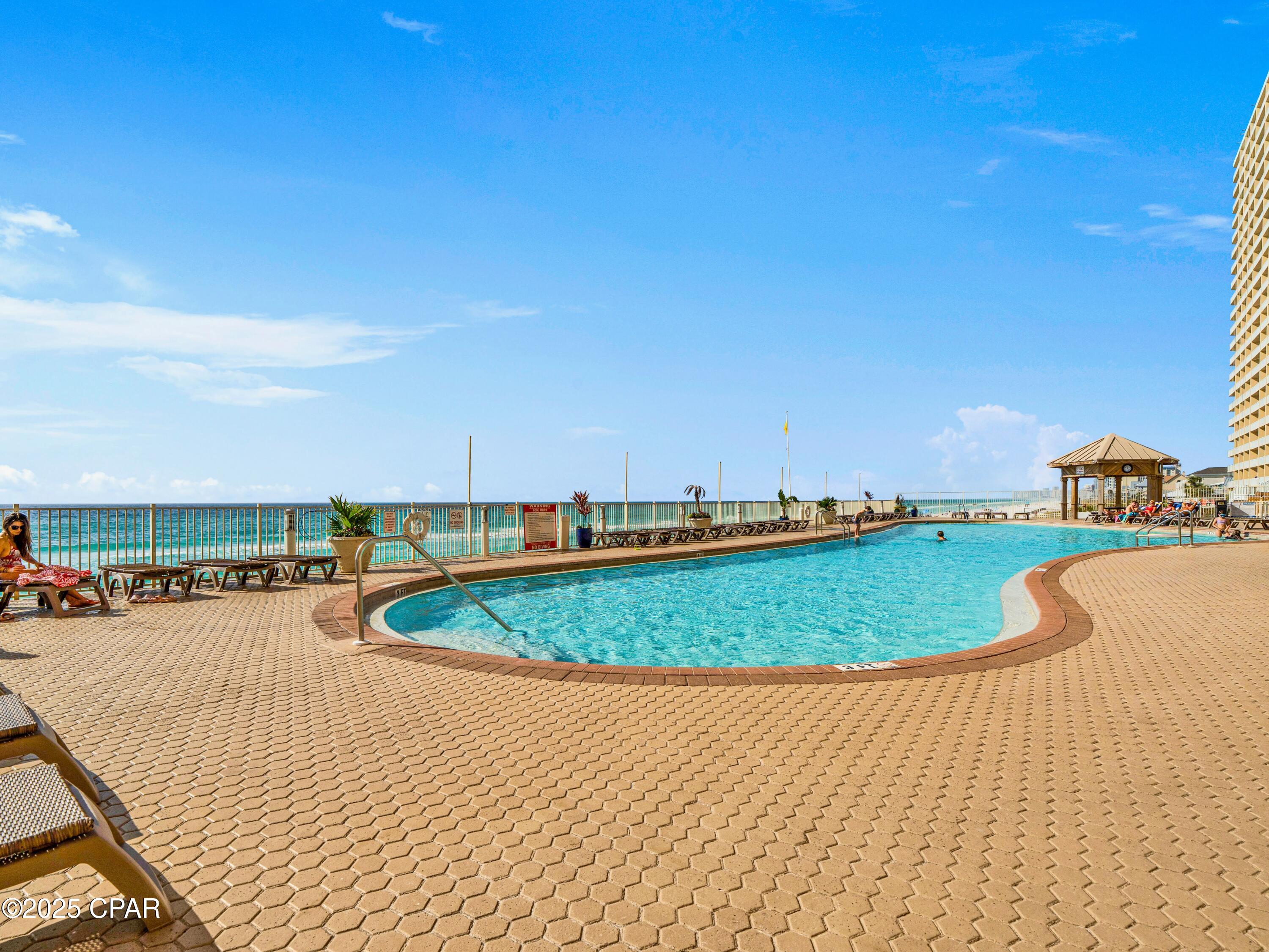 Image 26 For 5004 Thomas Drive 2304