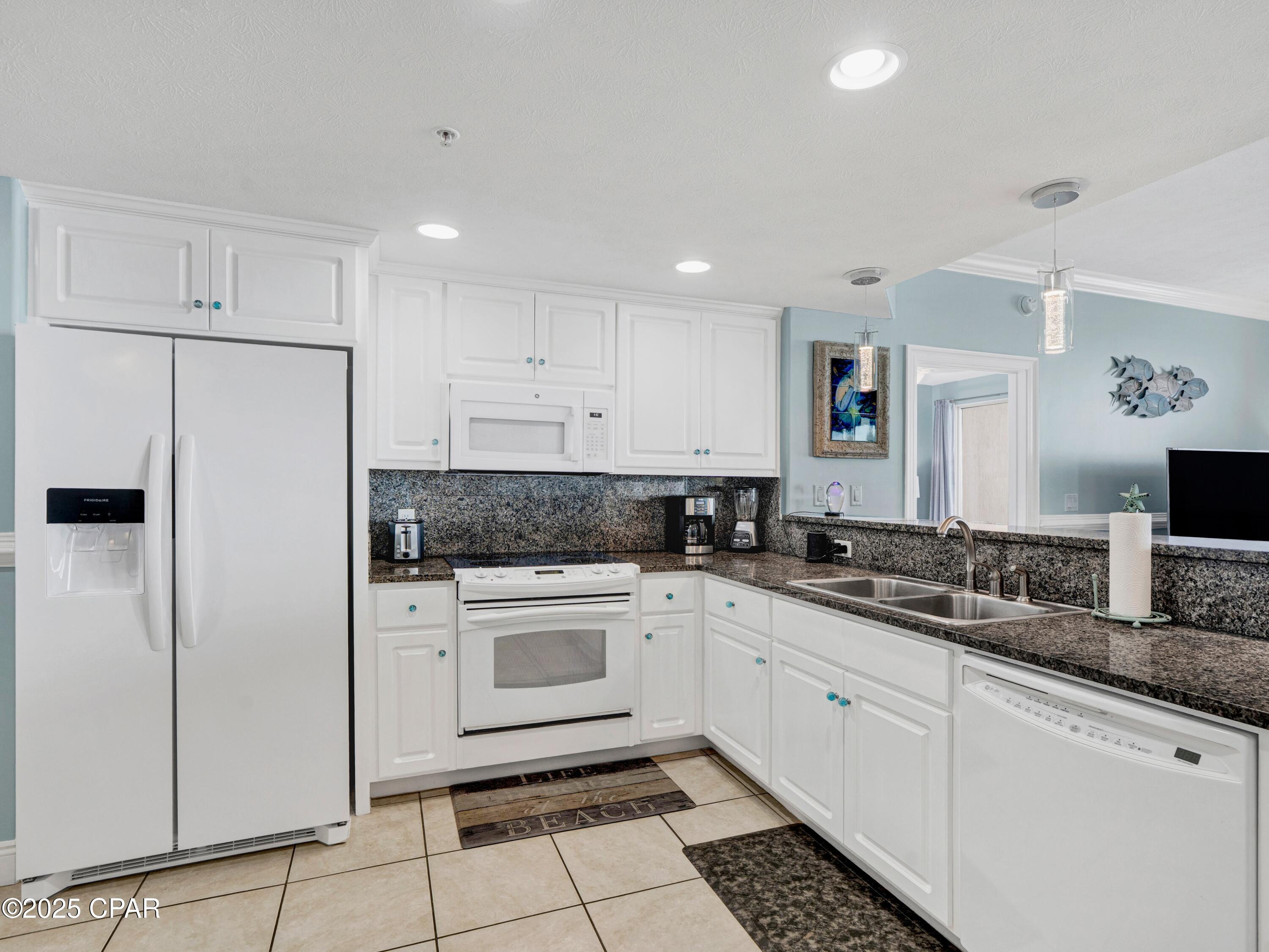 Image 7 For 5004 Thomas Drive 2304