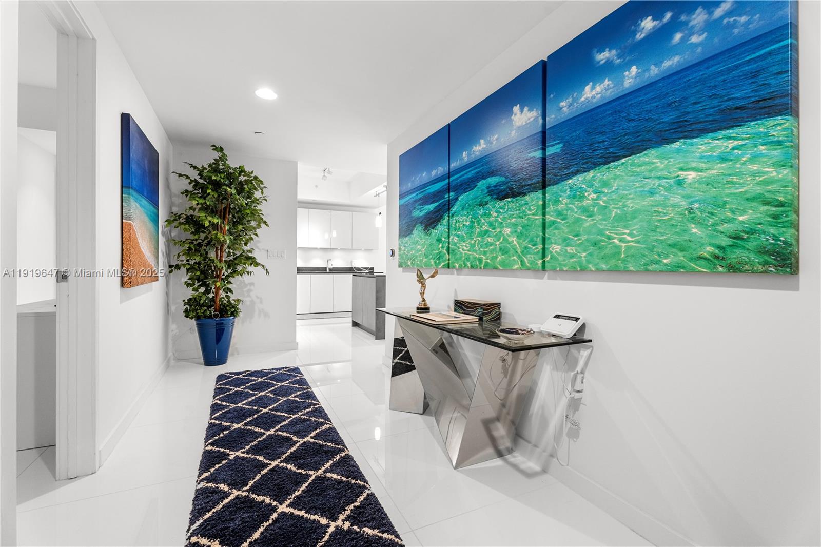 1010-brickell-ave-4206-miami-fl-33131/hzid_94e2e23e