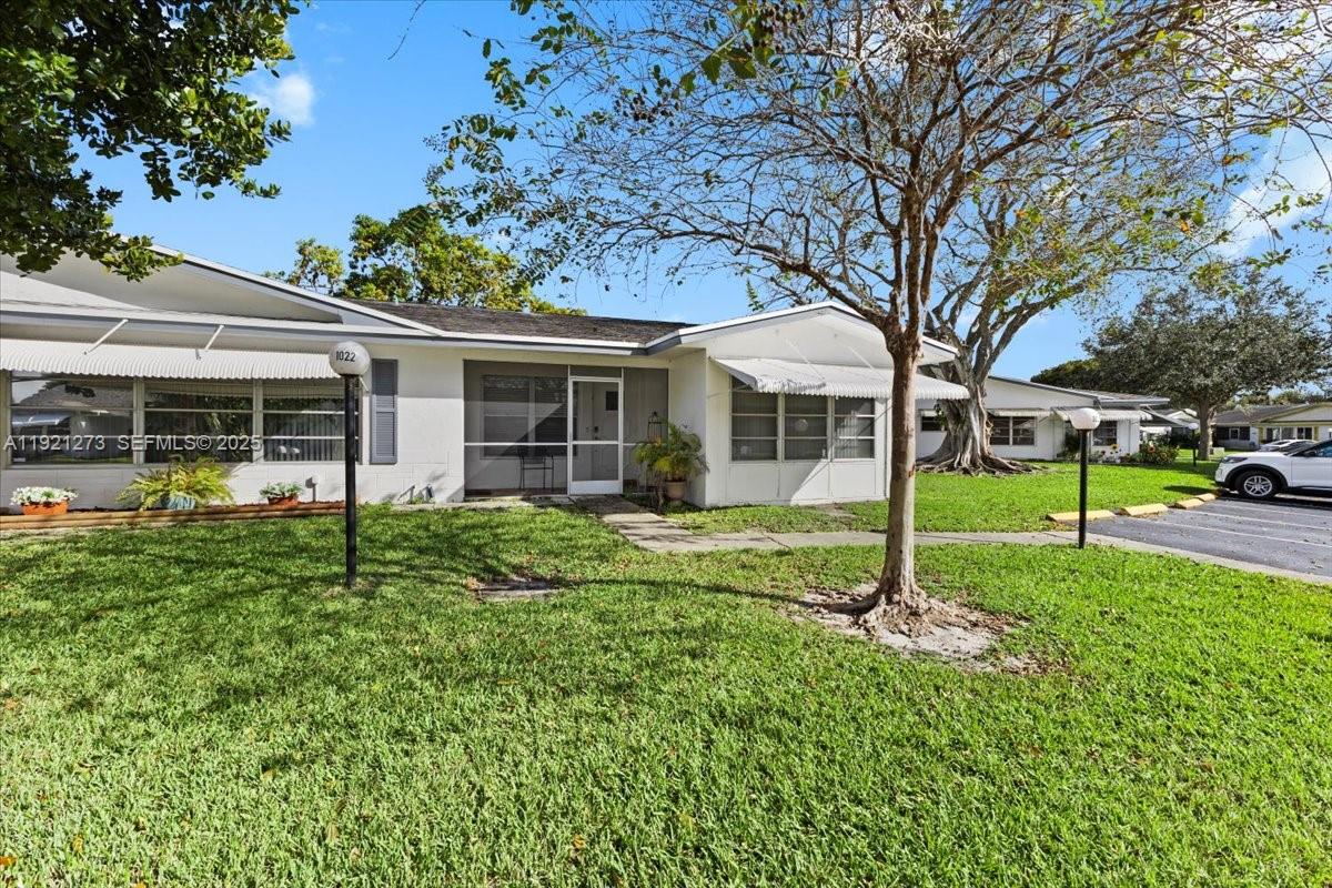 Lauderdale West Condo No