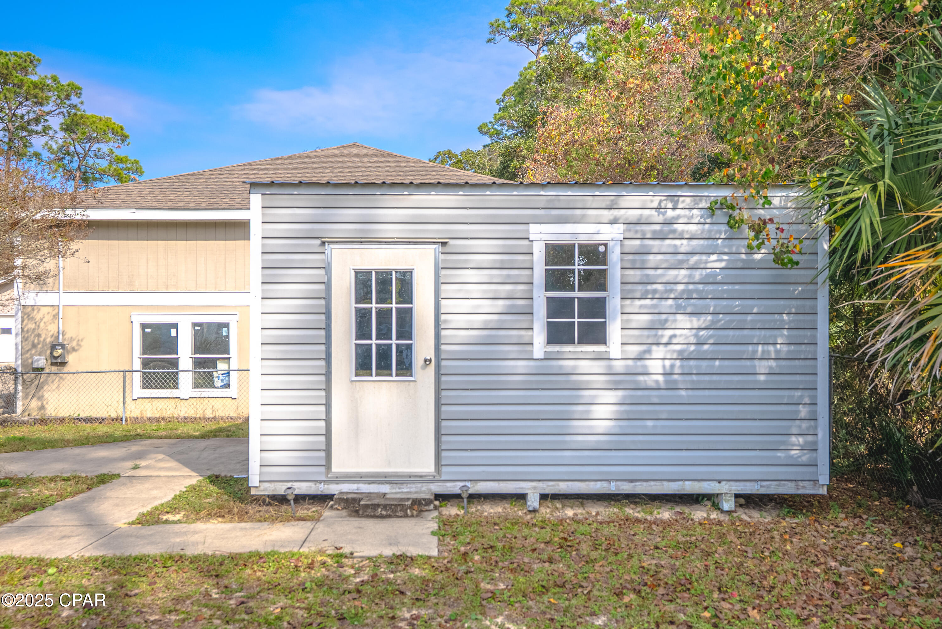 Image 42 For 508 Burnham Avenue