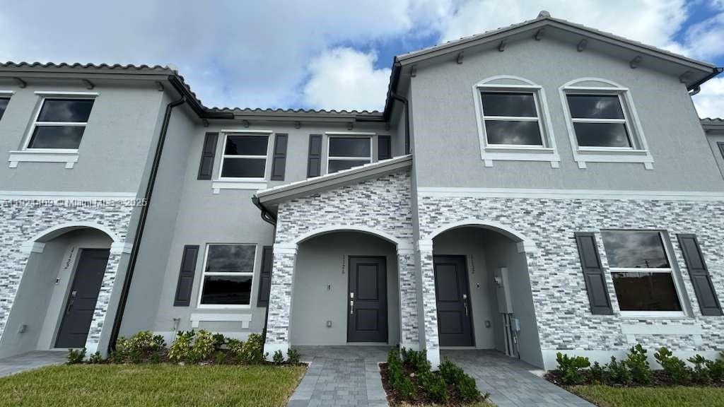 Le Jardine (By Lennar)