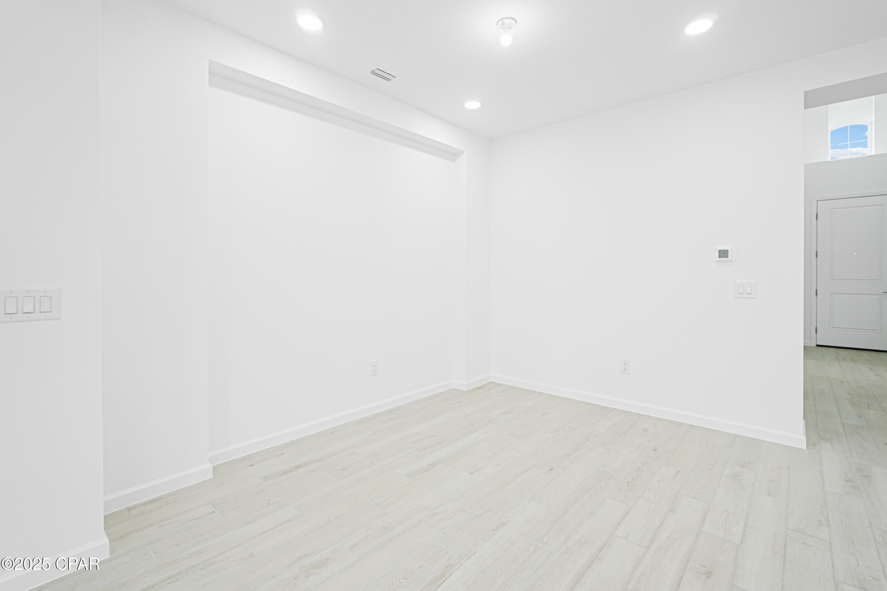 Image 11 For 9454 Escape Avenue