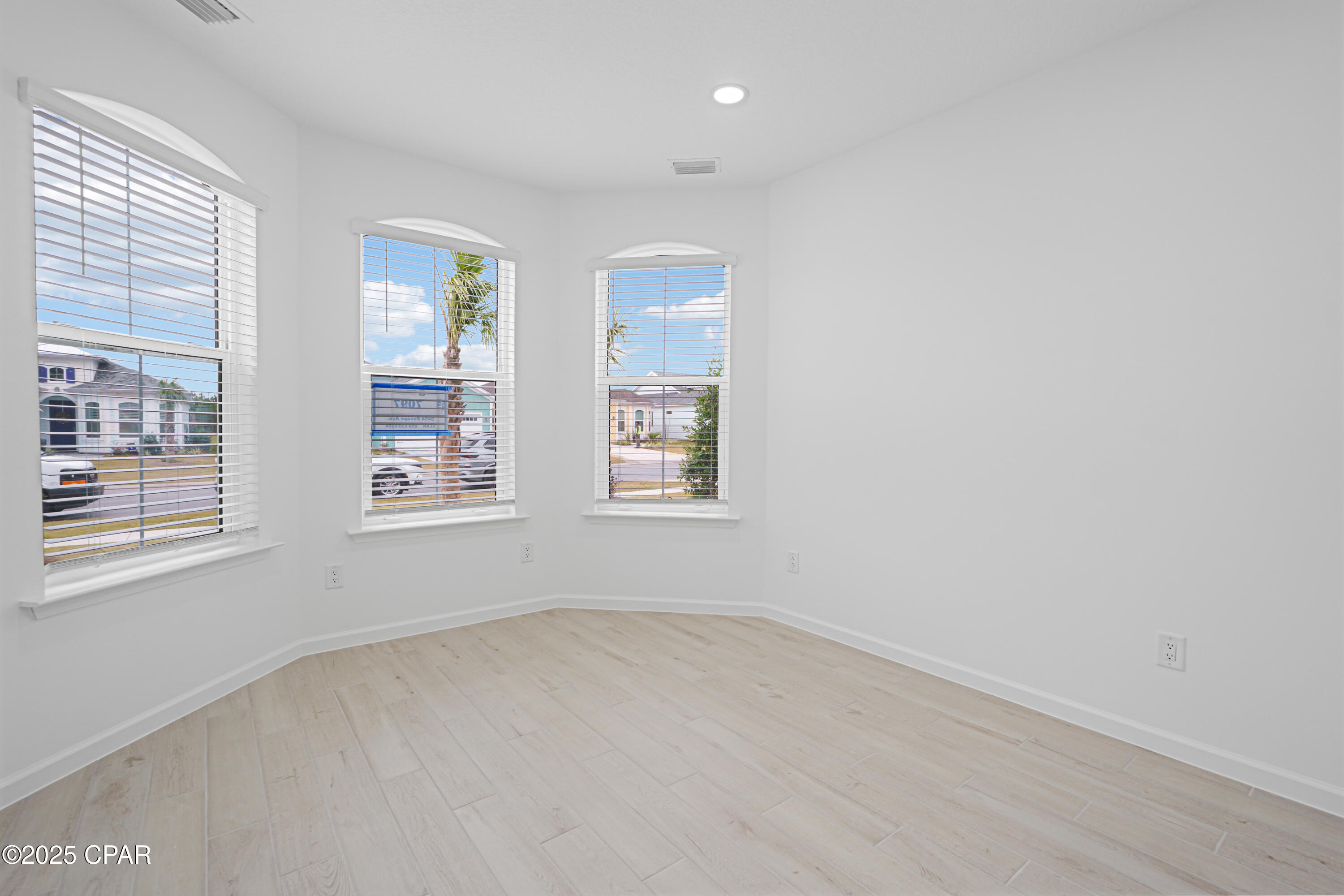 Image 30 For 9454 Escape Avenue