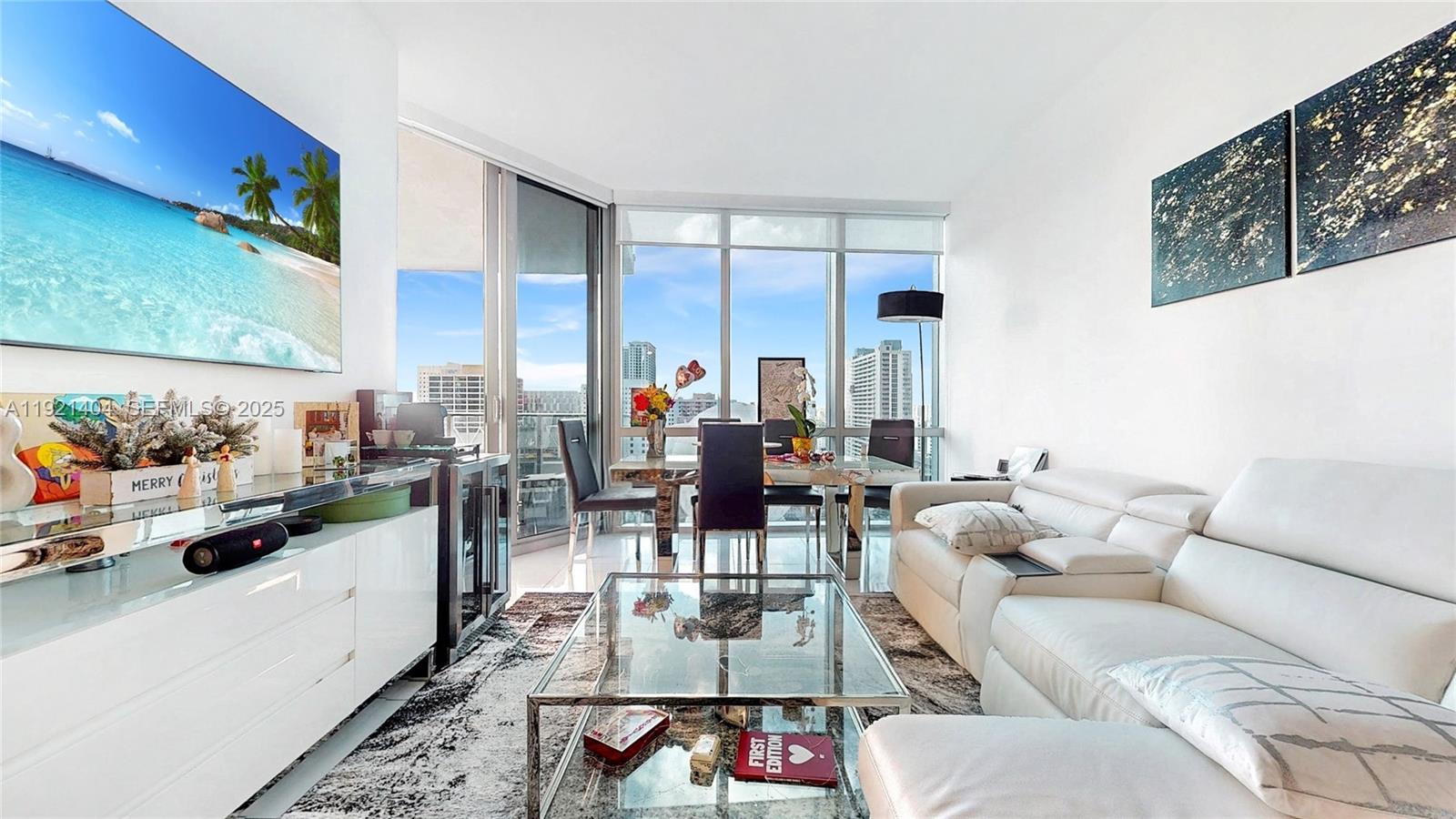 Condo for Sale in Miami, FL