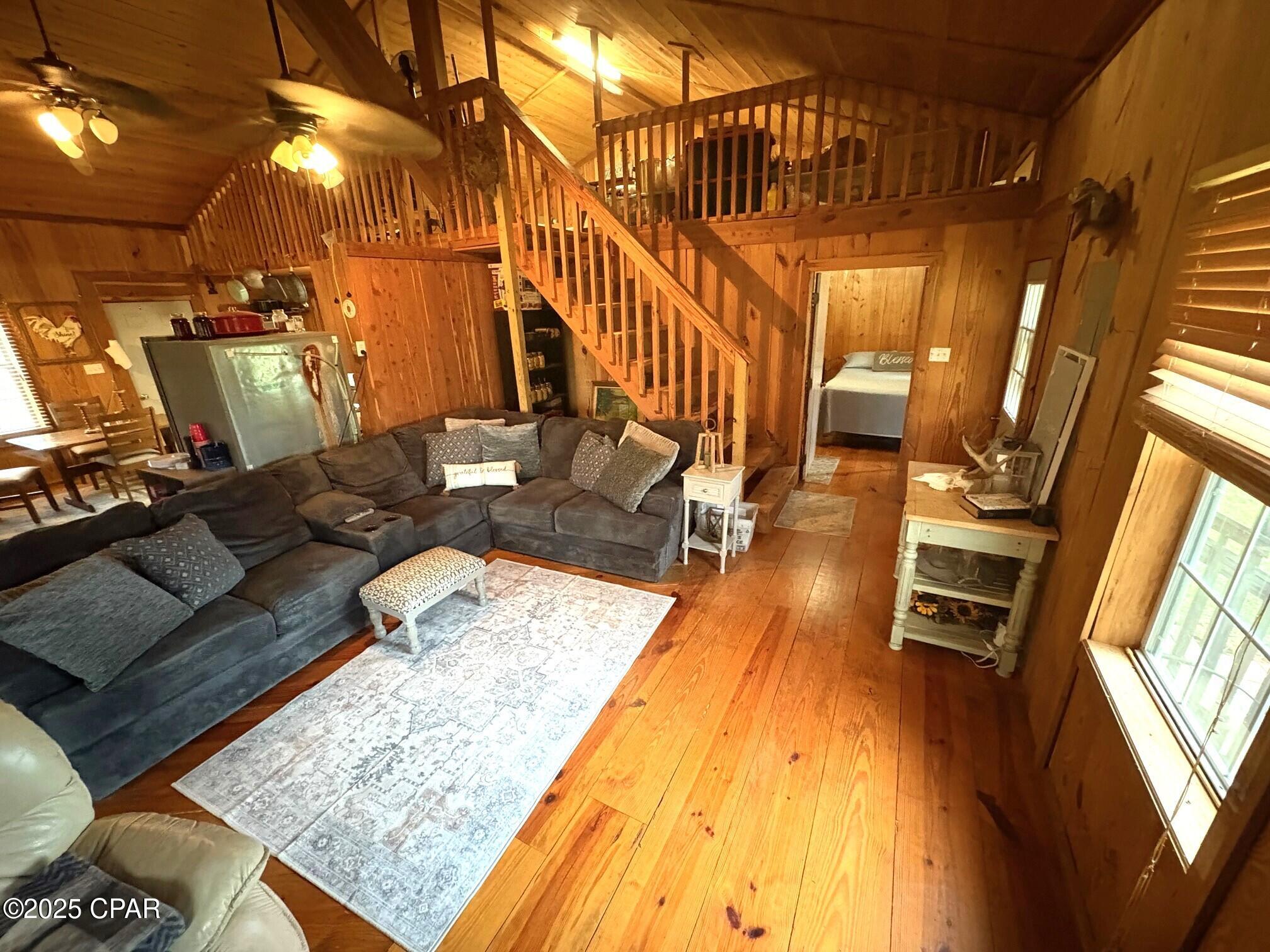 Image 38 For Tbd North Golden Road