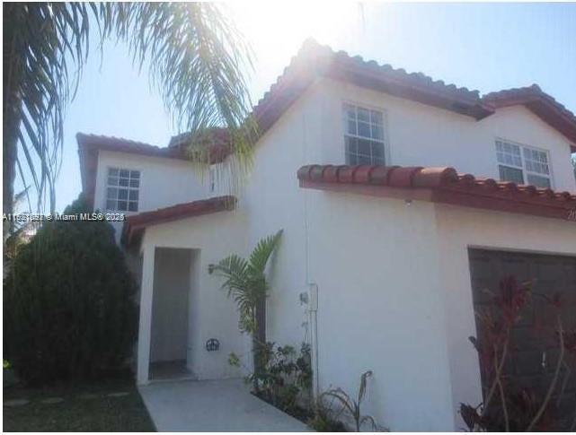 Beautiful 3-bedroom, 2.5-bath home located in the highly desirable Saga Bay community. This property features a spacious layout, an attached garage, and an in-unit washer and dryer for added convenience. Enjoy comfortable living in a quiet neighborhood close to parks, schools, shopping, and major highways. Perfect for families or anyone looking for a well-maintained home in a great location.