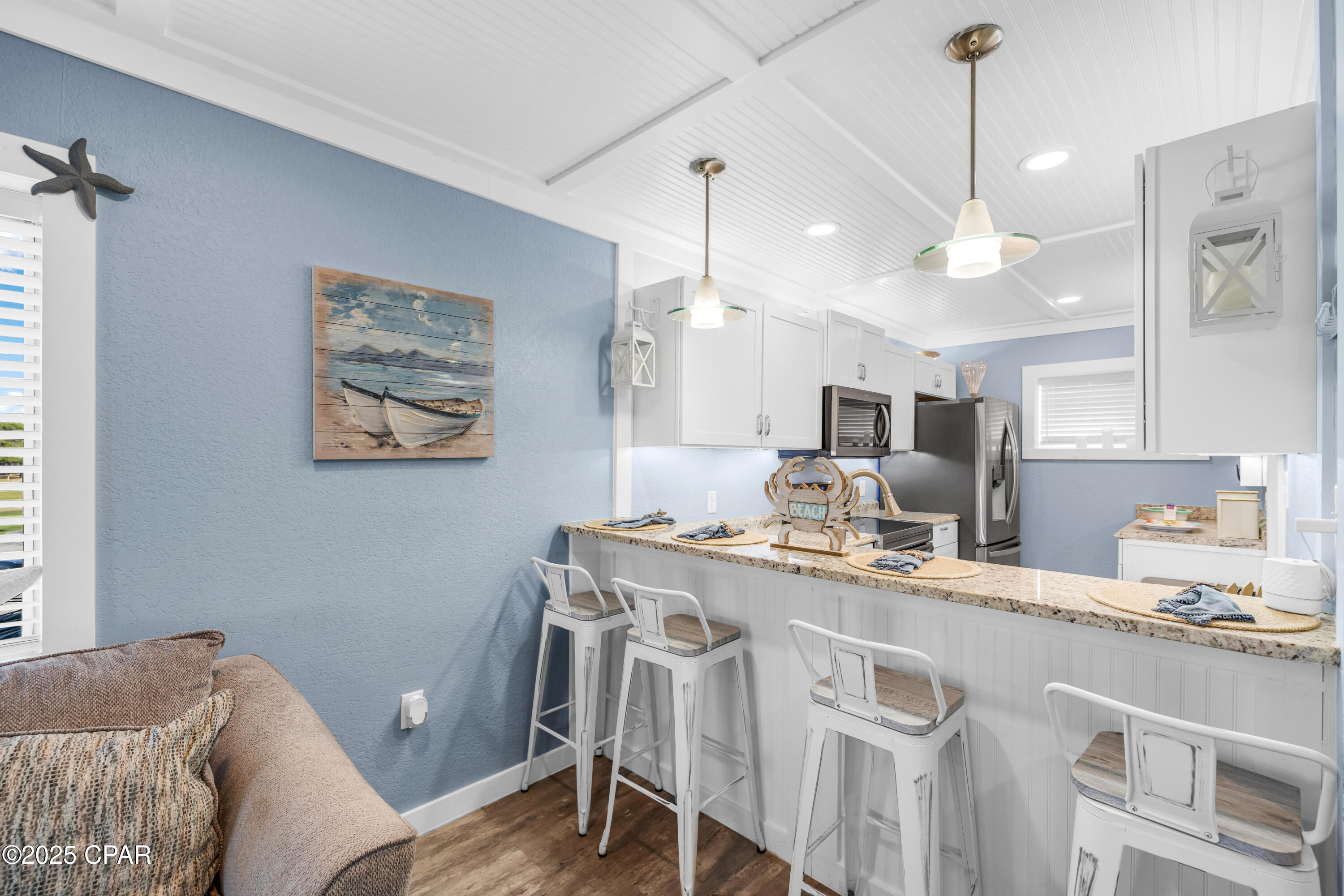 Image 11 For 112 Fairway Boulevard 202