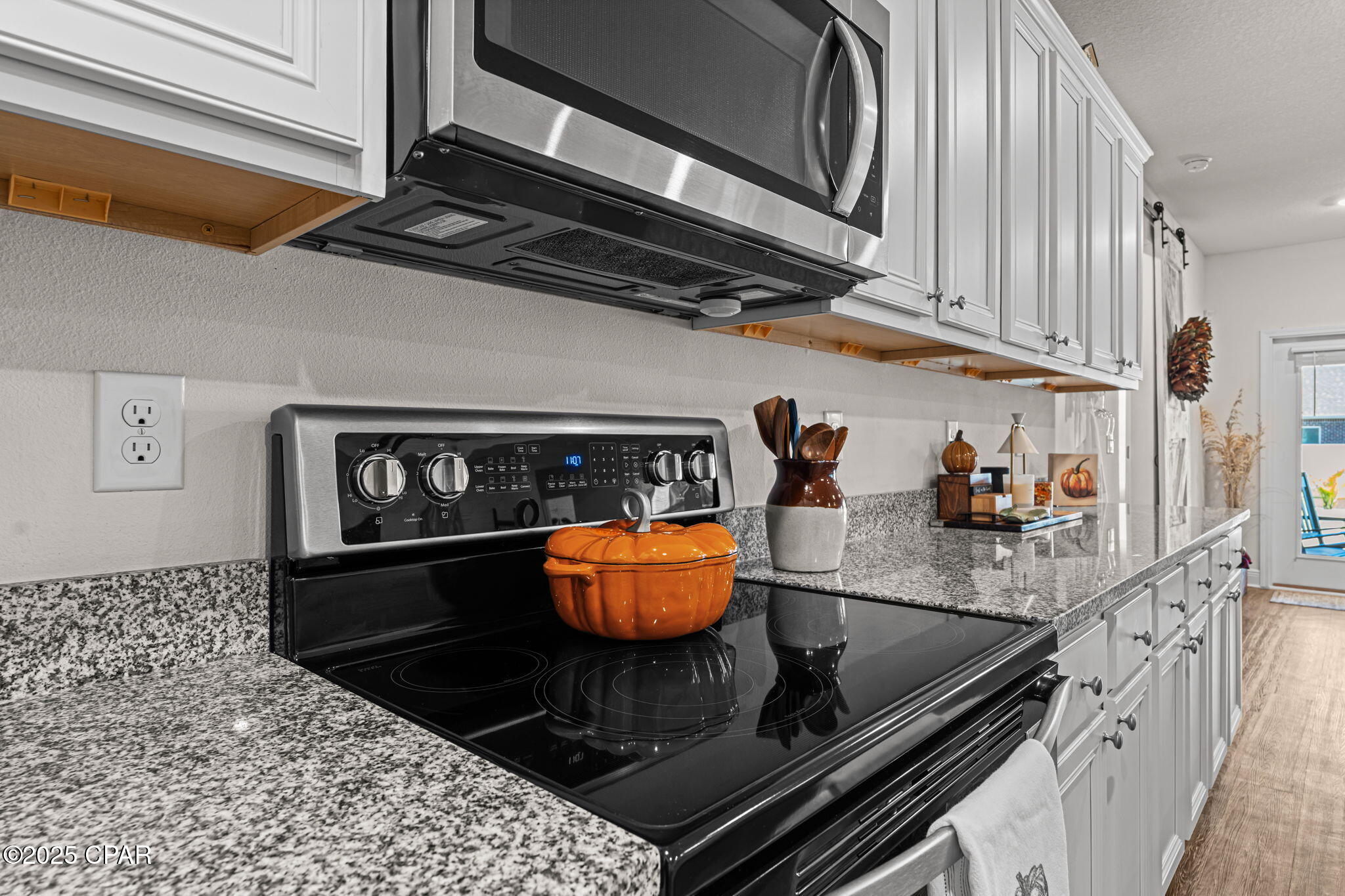 Image 27 For 376 Confidence Way