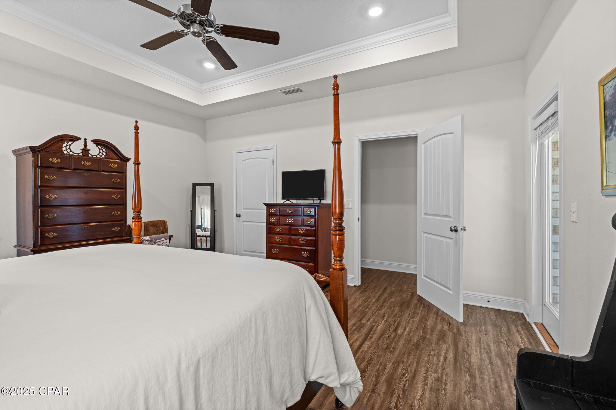 Image 40 For 376 Confidence Way