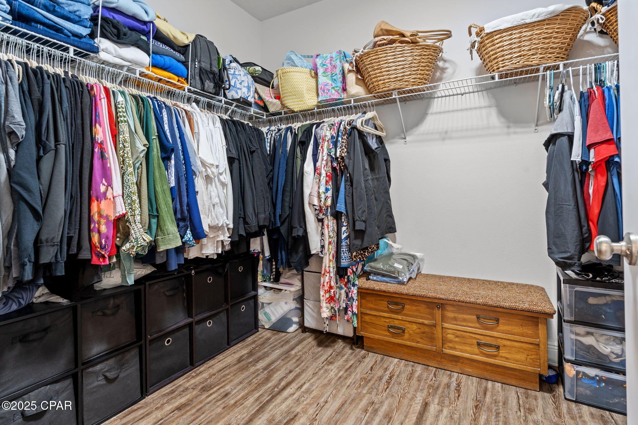 Image 45 For 376 Confidence Way