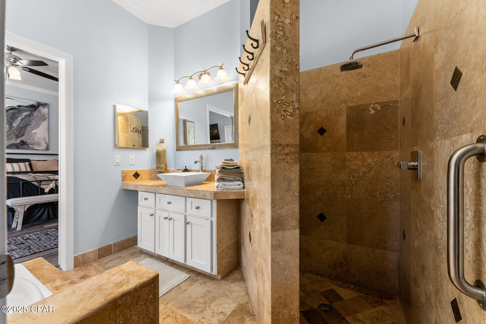 Listing photo id 20 for 4126 Snapper Street