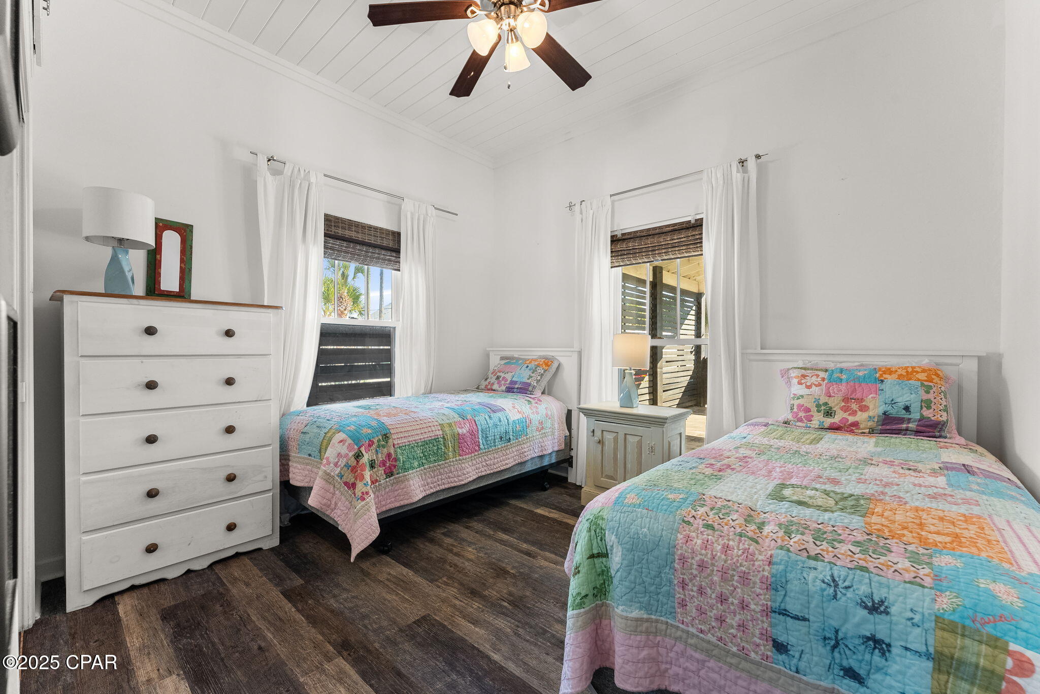 Listing photo id 22 for 4126 Snapper Street