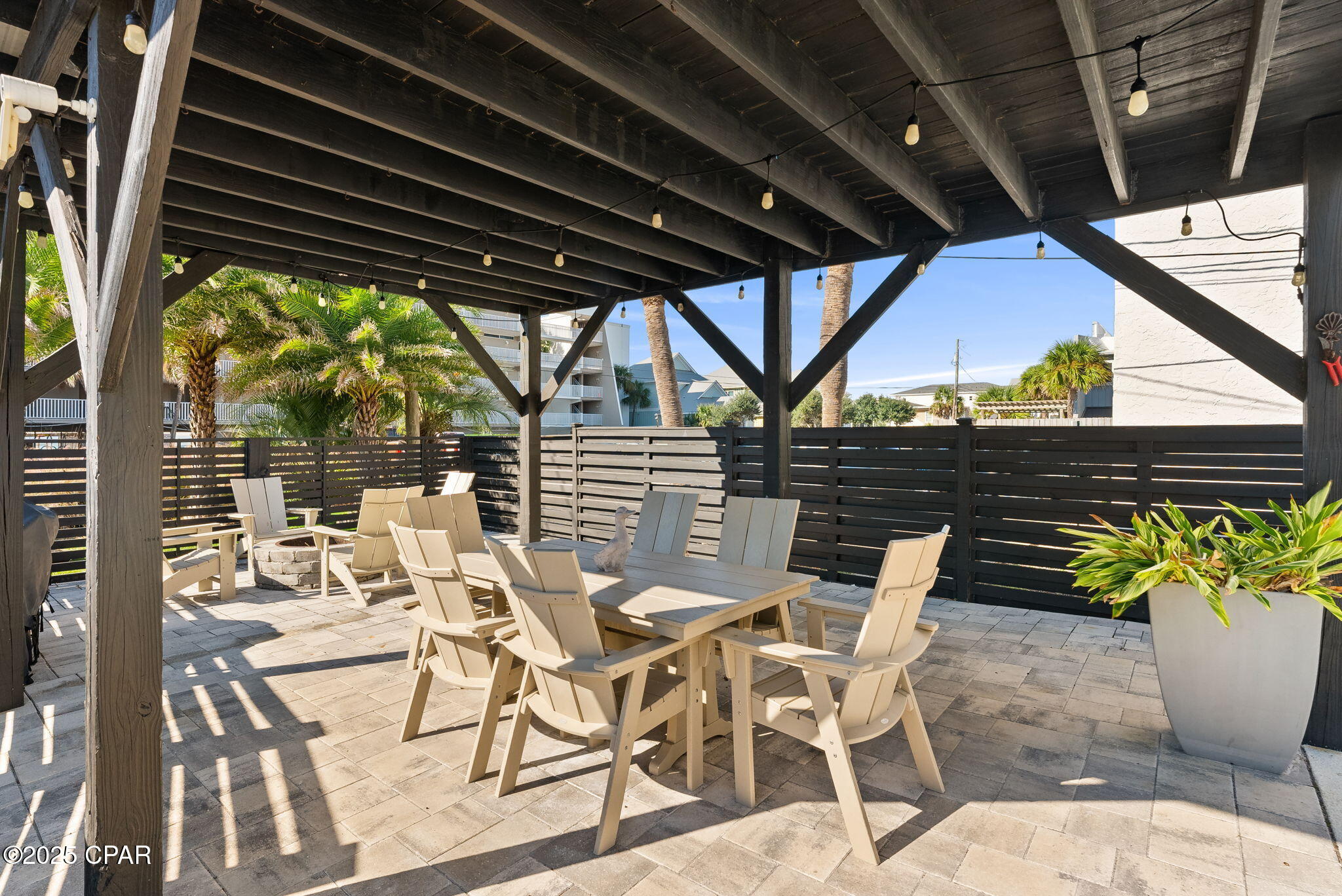 Listing photo id 36 for 4126 Snapper Street