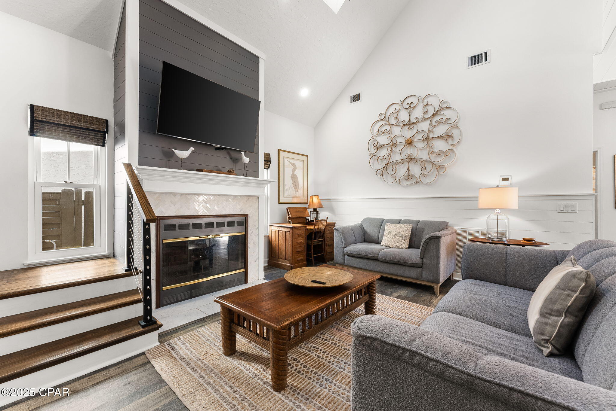 Listing photo id 9 for 4126 Snapper Street