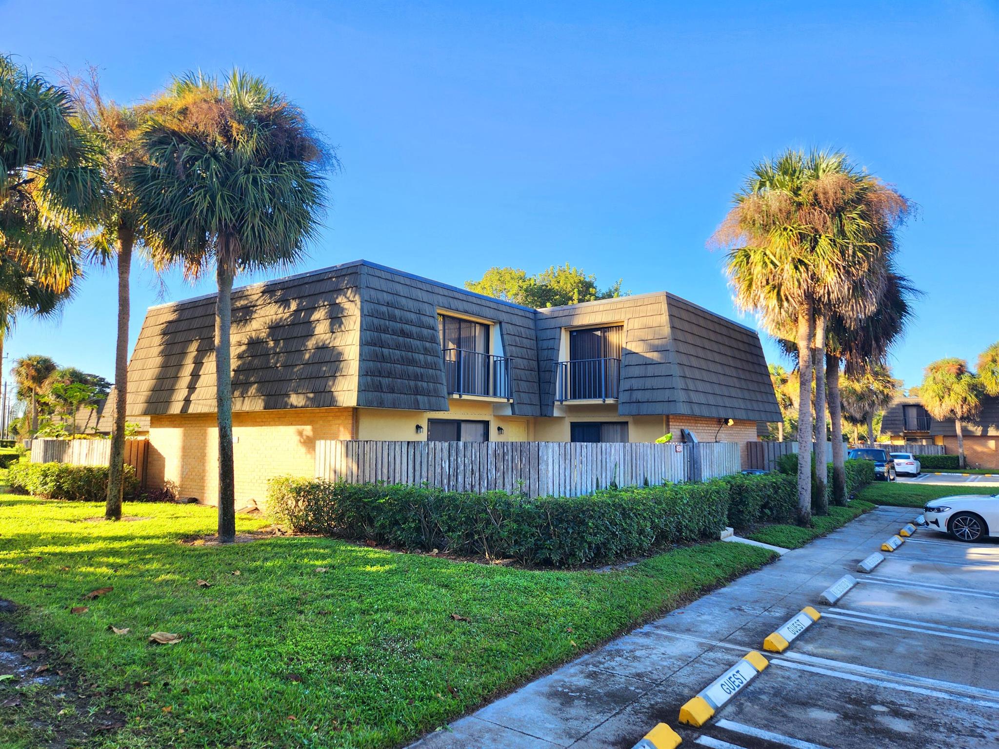 Village Of Sandalwood Lak