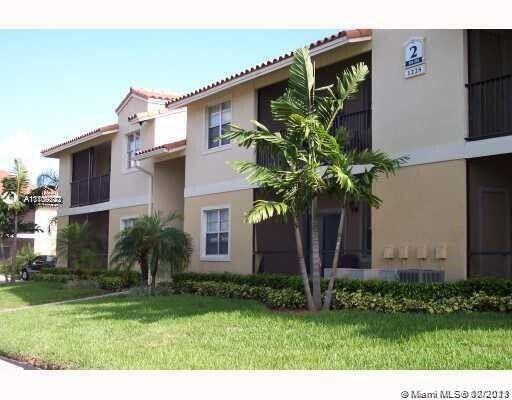 Royal Poinciana Condo