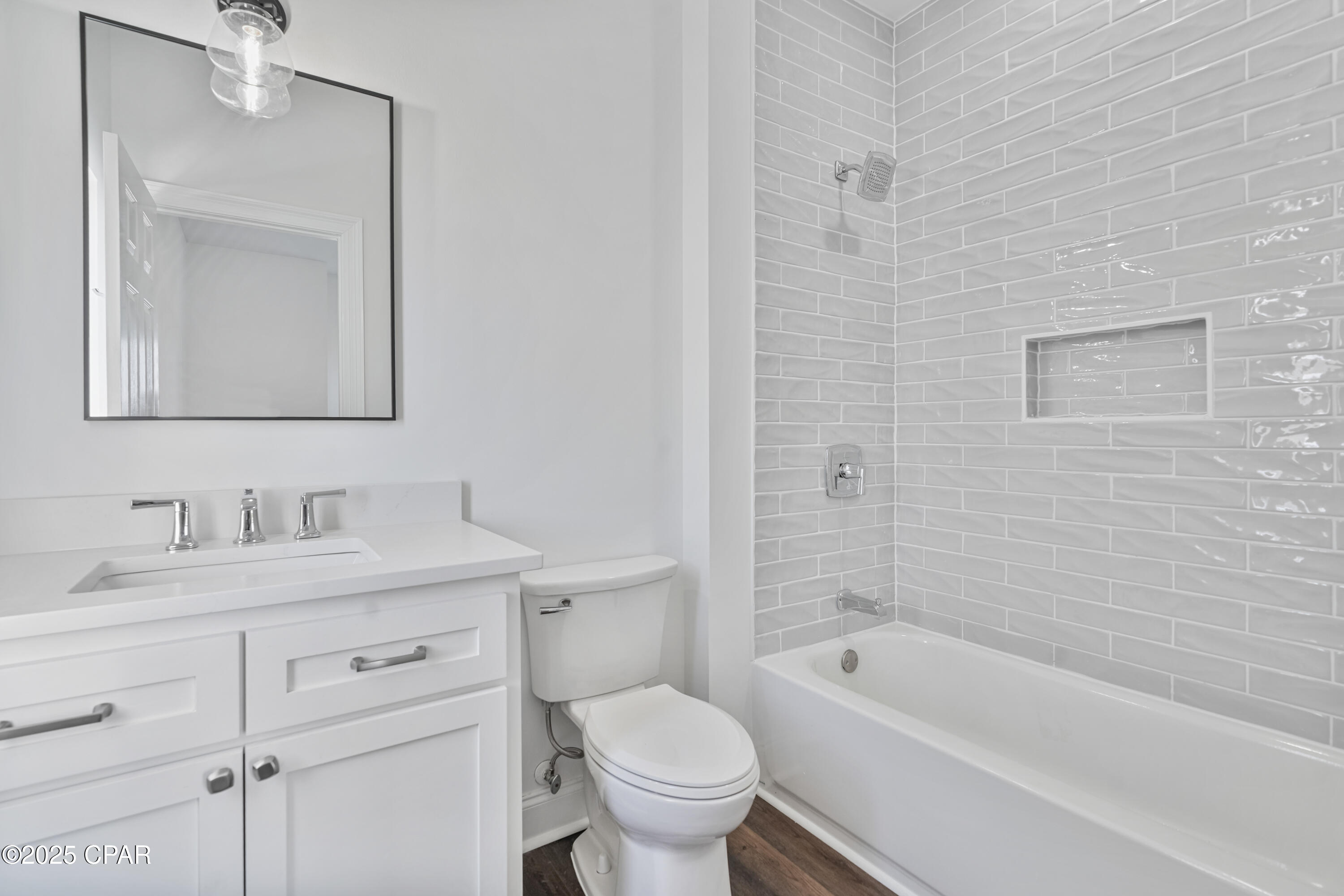 Image 25 For 21811 Palm Avenue