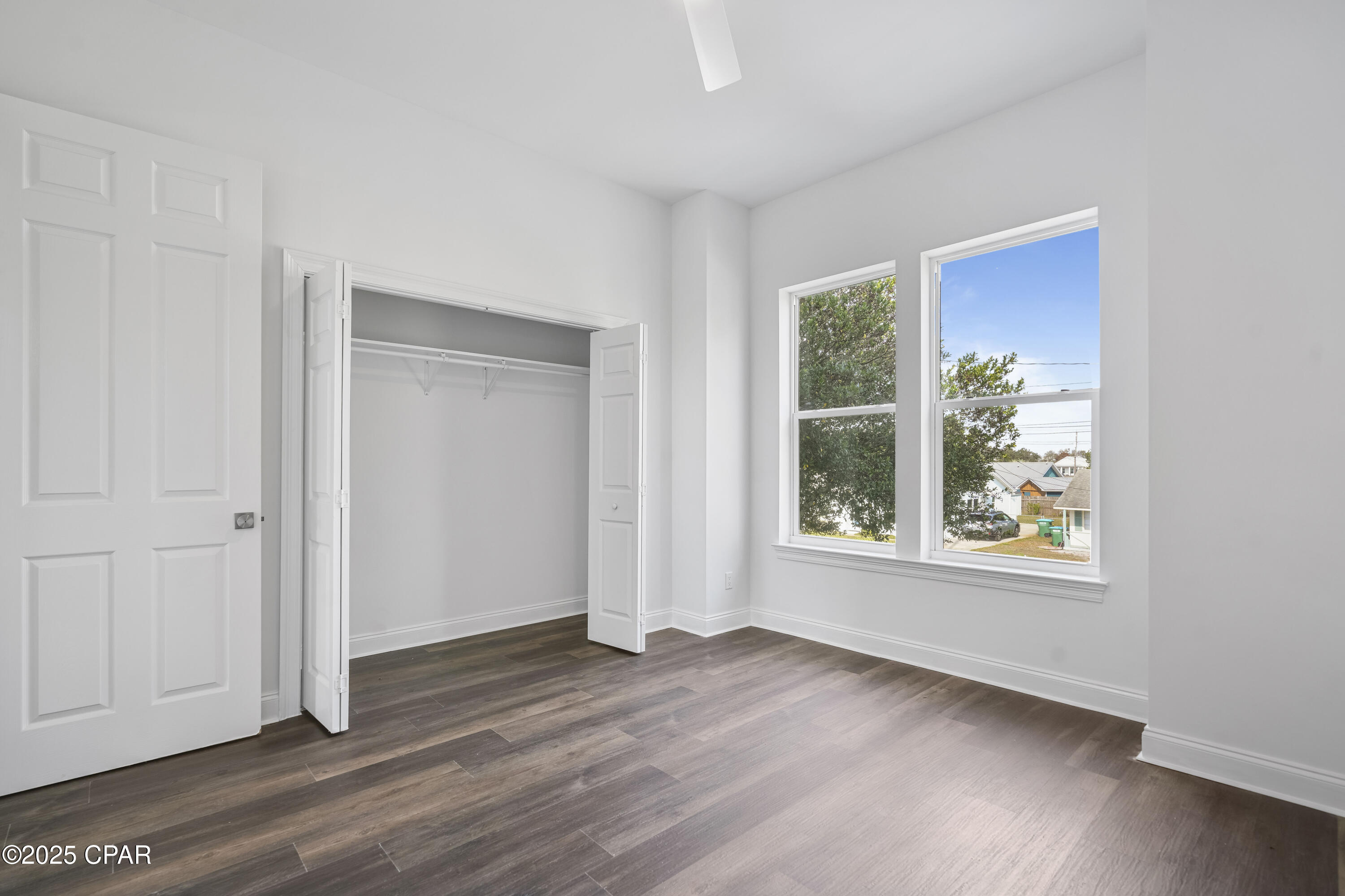 Image 28 For 21811 Palm Avenue