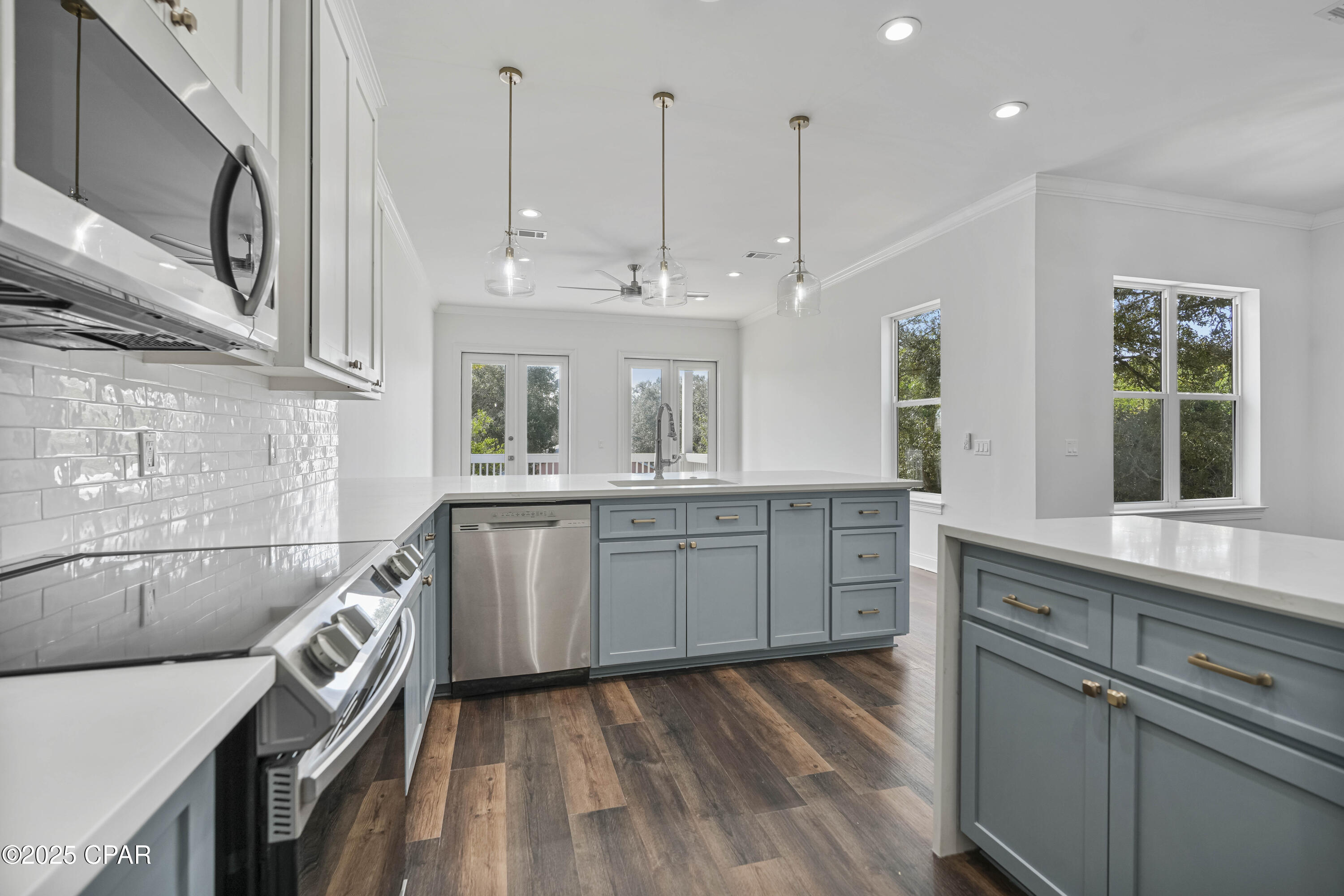 Image 3 For 21811 Palm Avenue