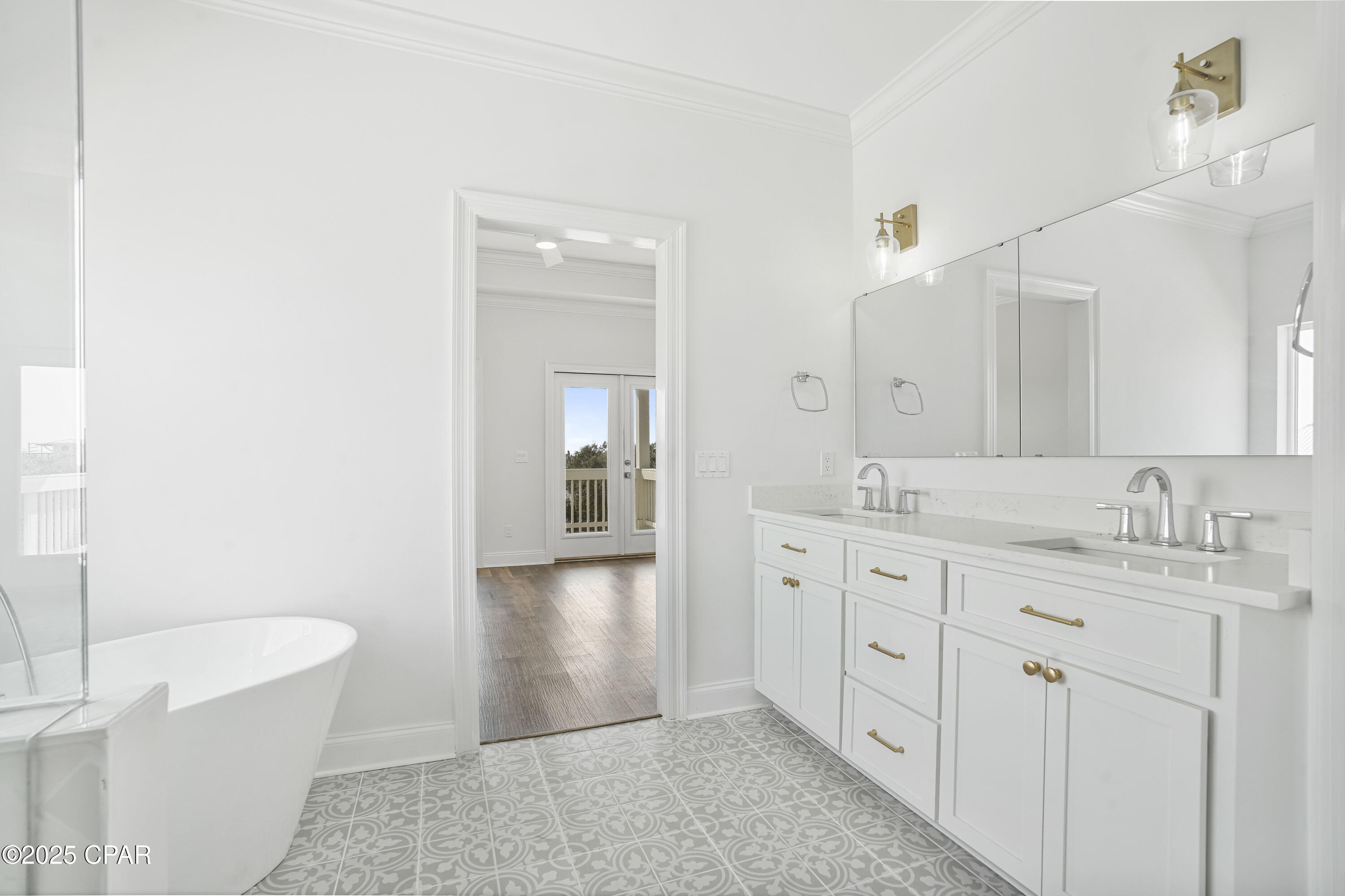 Image 33 For 21811 Palm Avenue