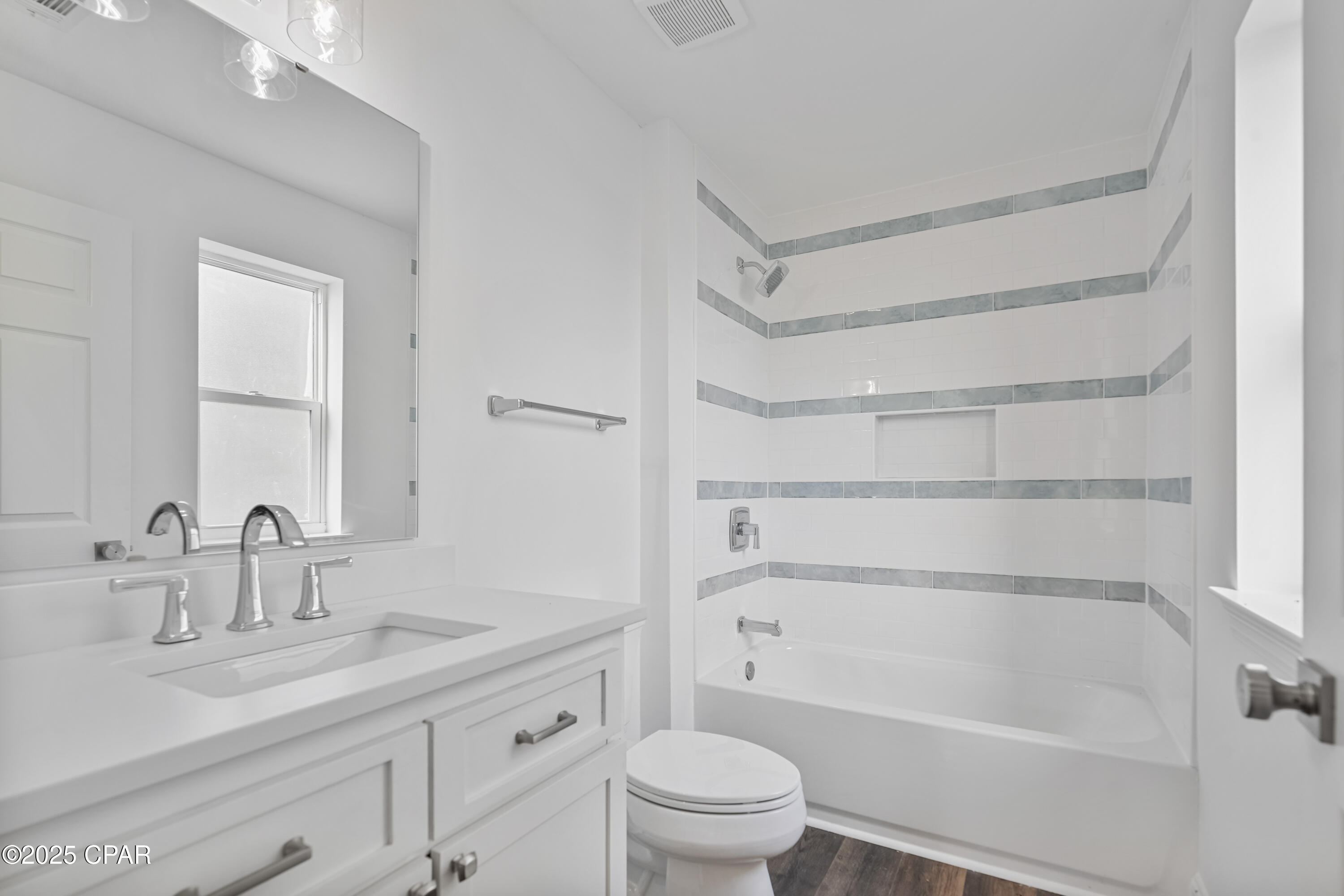 Image 5 For 21811 Palm Avenue