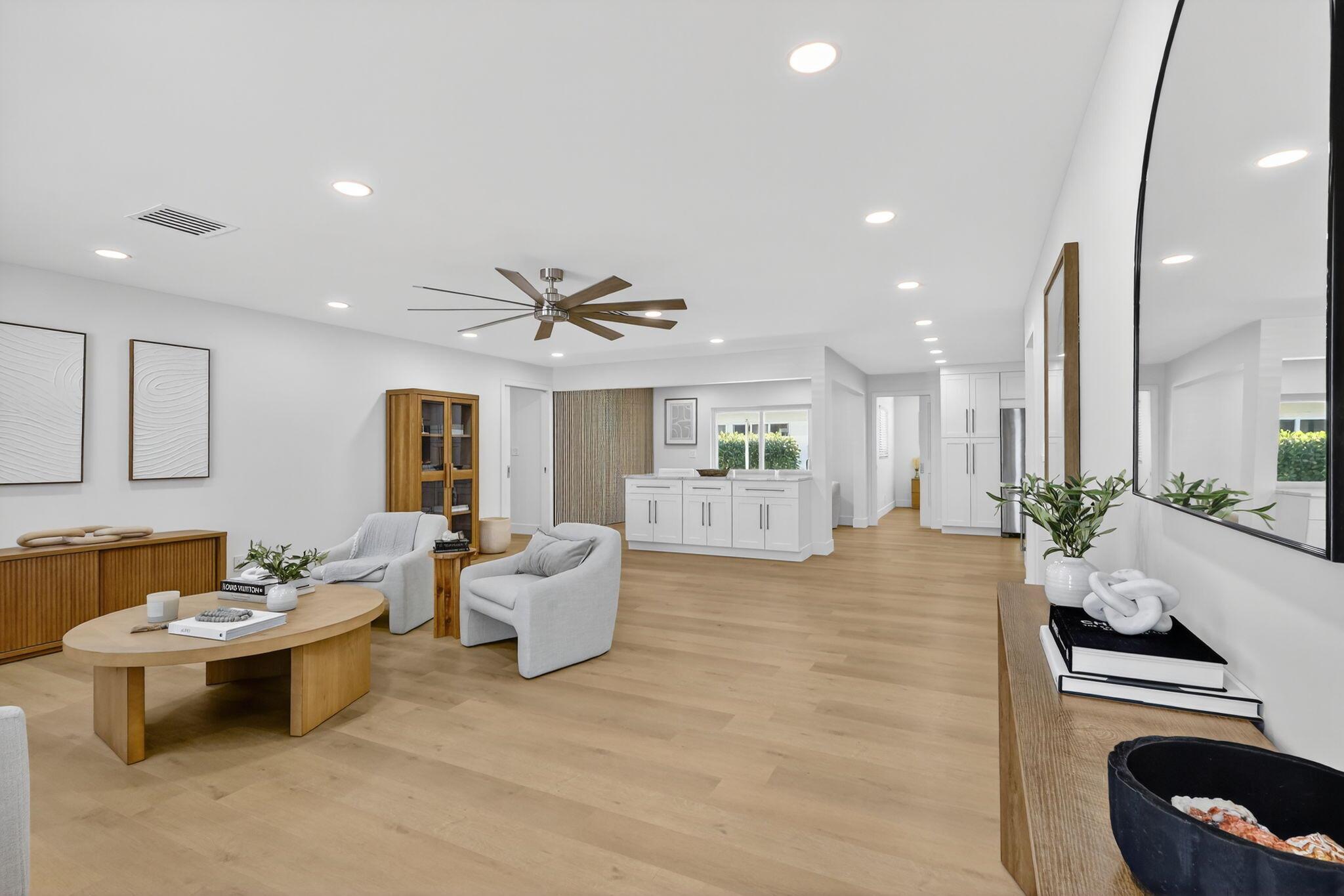 Palm Beach Leisureville S