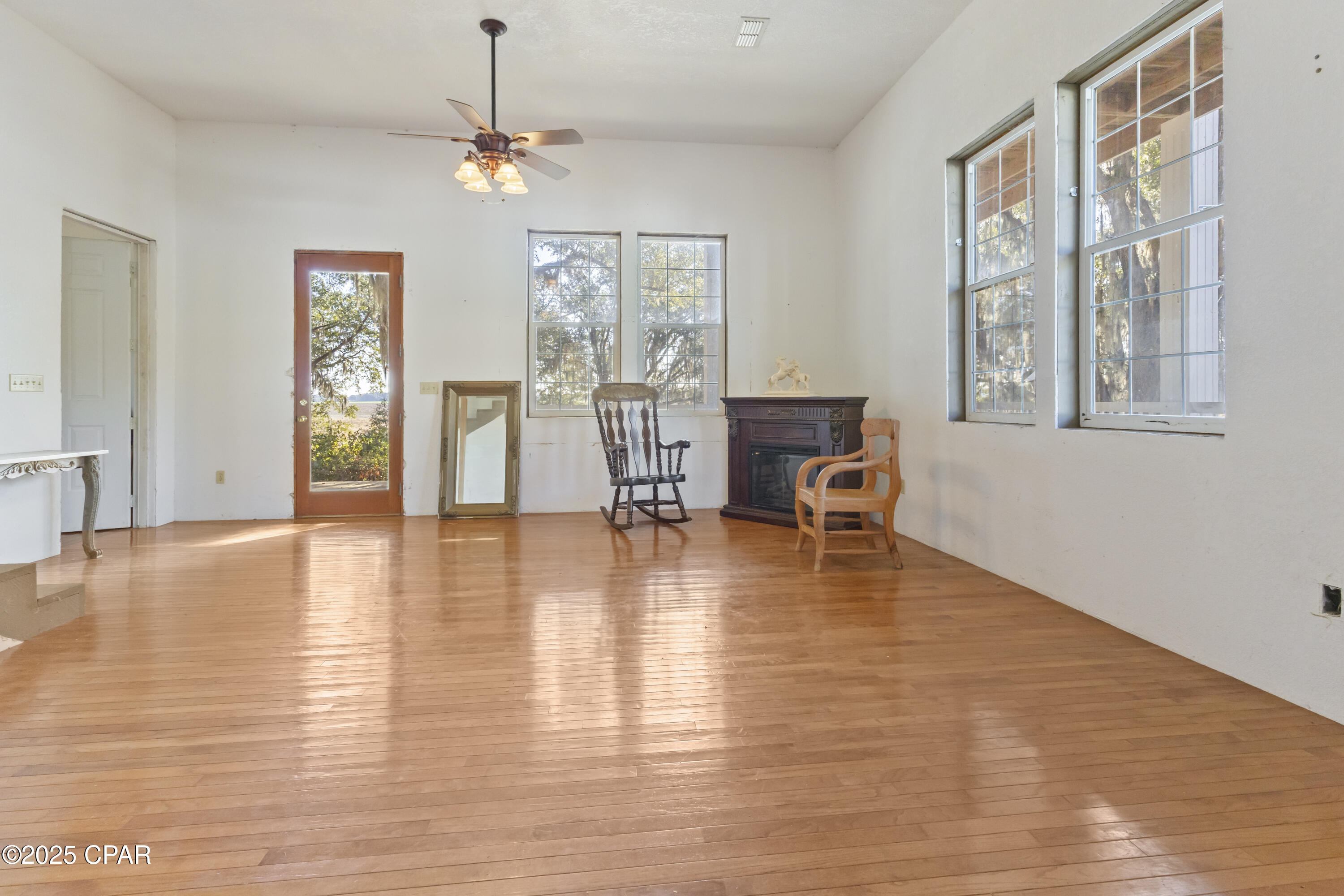 Image 26 For 4686 Dunaway Road