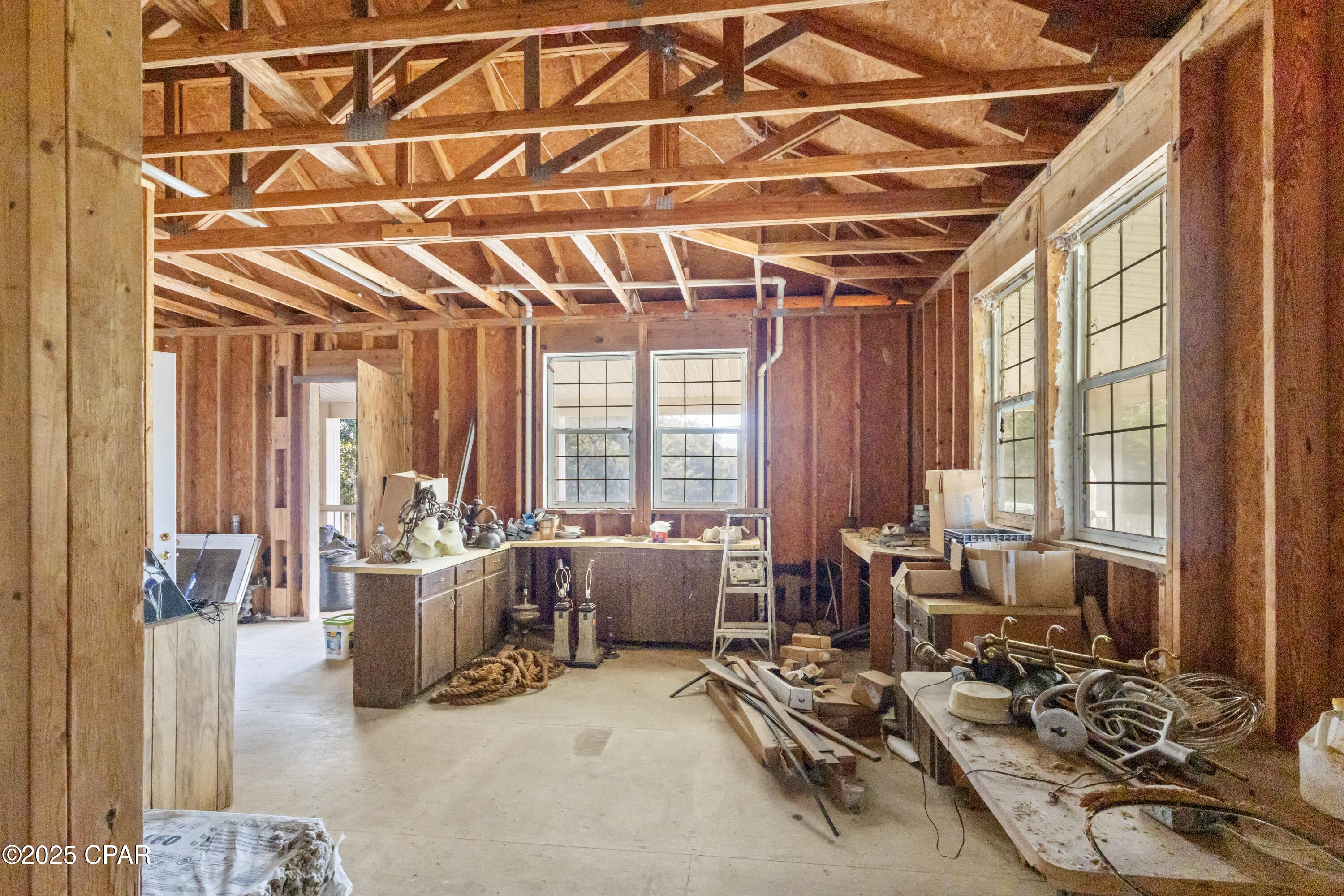 Image 34 For 4686 Dunaway Road