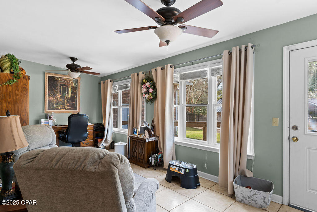 Image 21 For 5381 College Drive