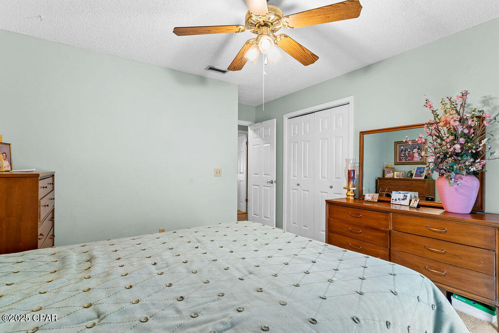 Image 29 For 5381 College Drive