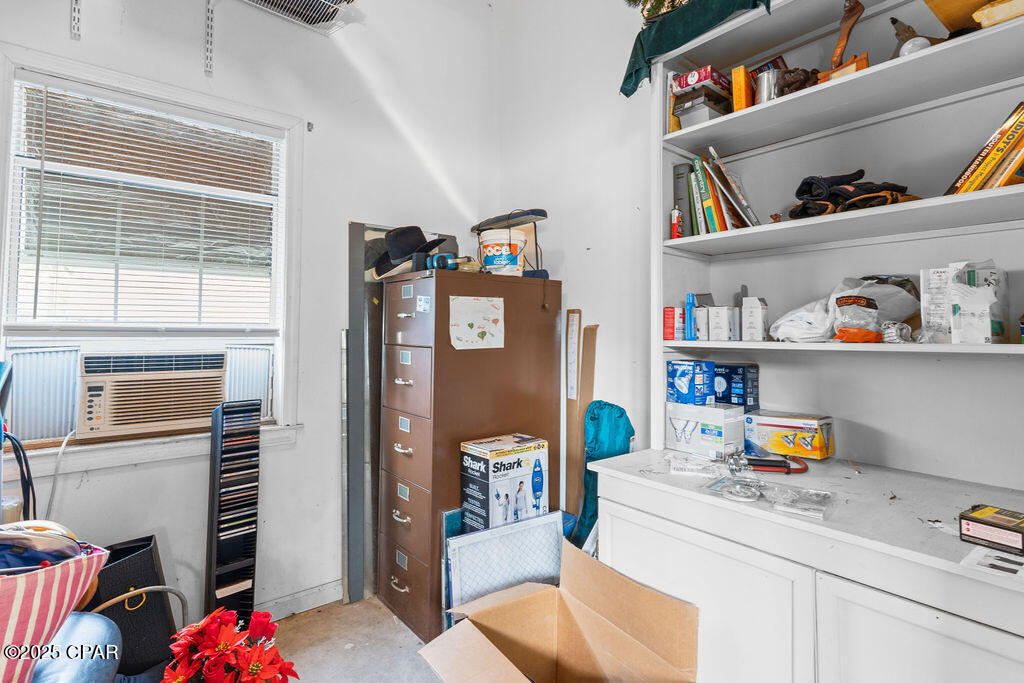 Image 35 For 5381 College Drive